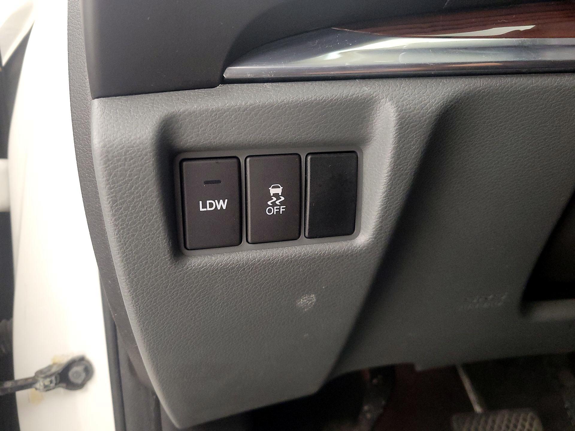 Thumbnail: 2014 Acura MDX - 13