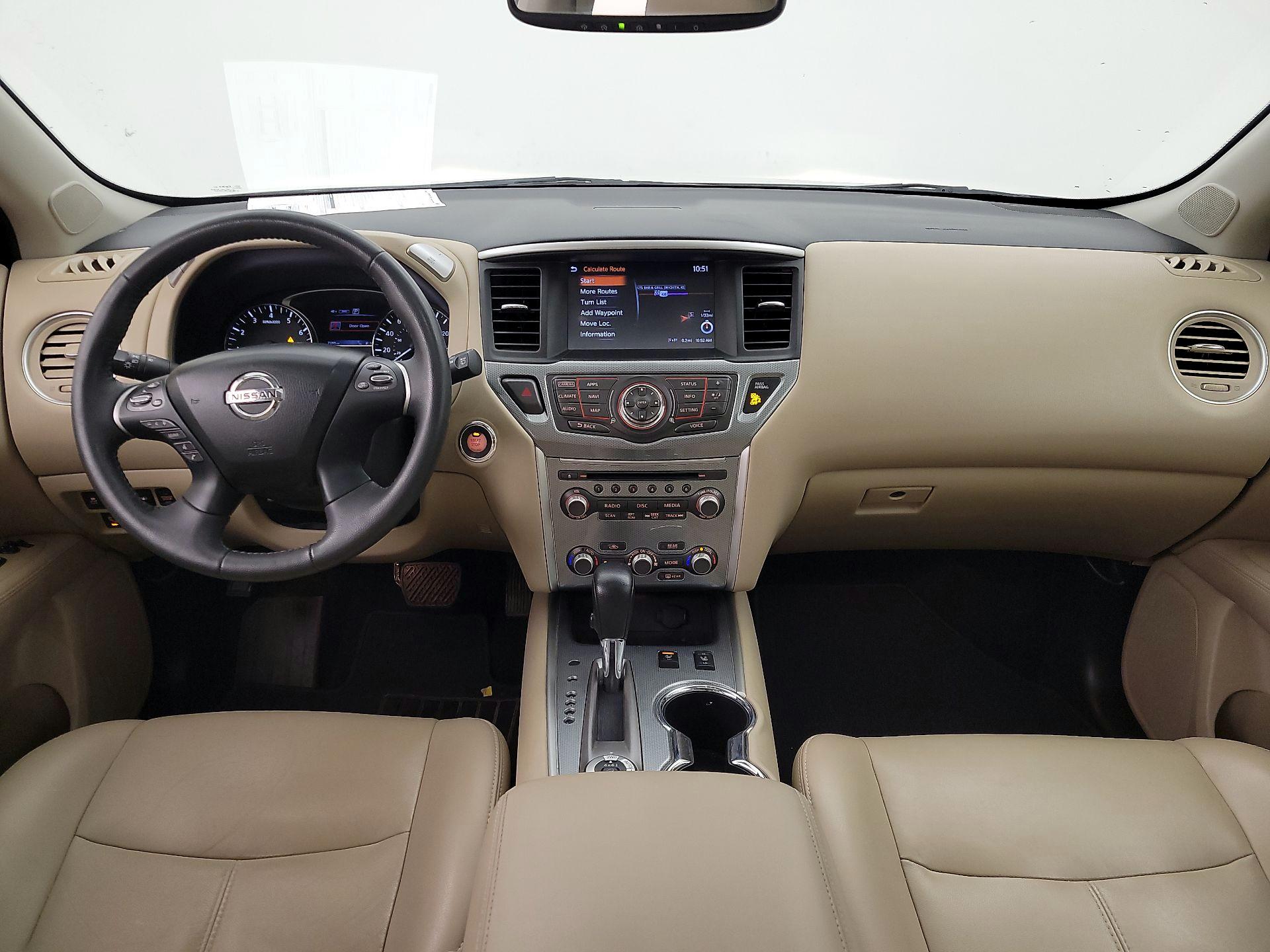 Thumbnail: 2017 Nissan Pathfinder - 9