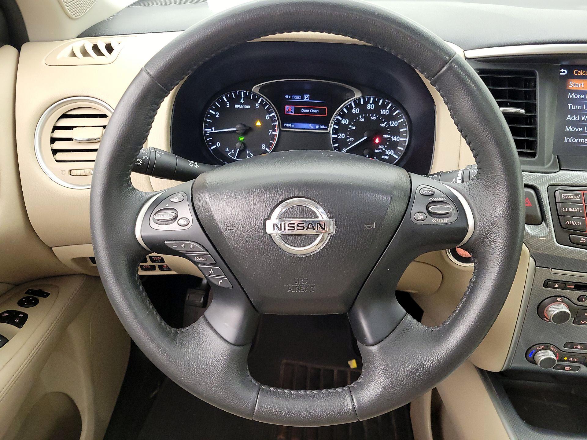 Thumbnail: 2017 Nissan Pathfinder - 10