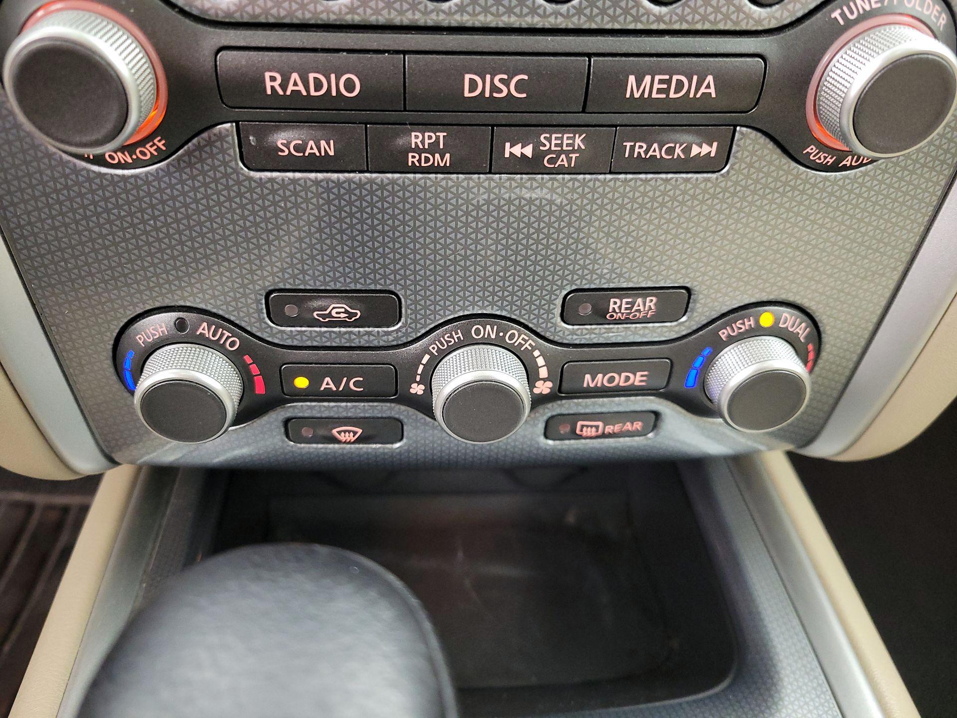 Thumbnail: 2017 Nissan Pathfinder - 17