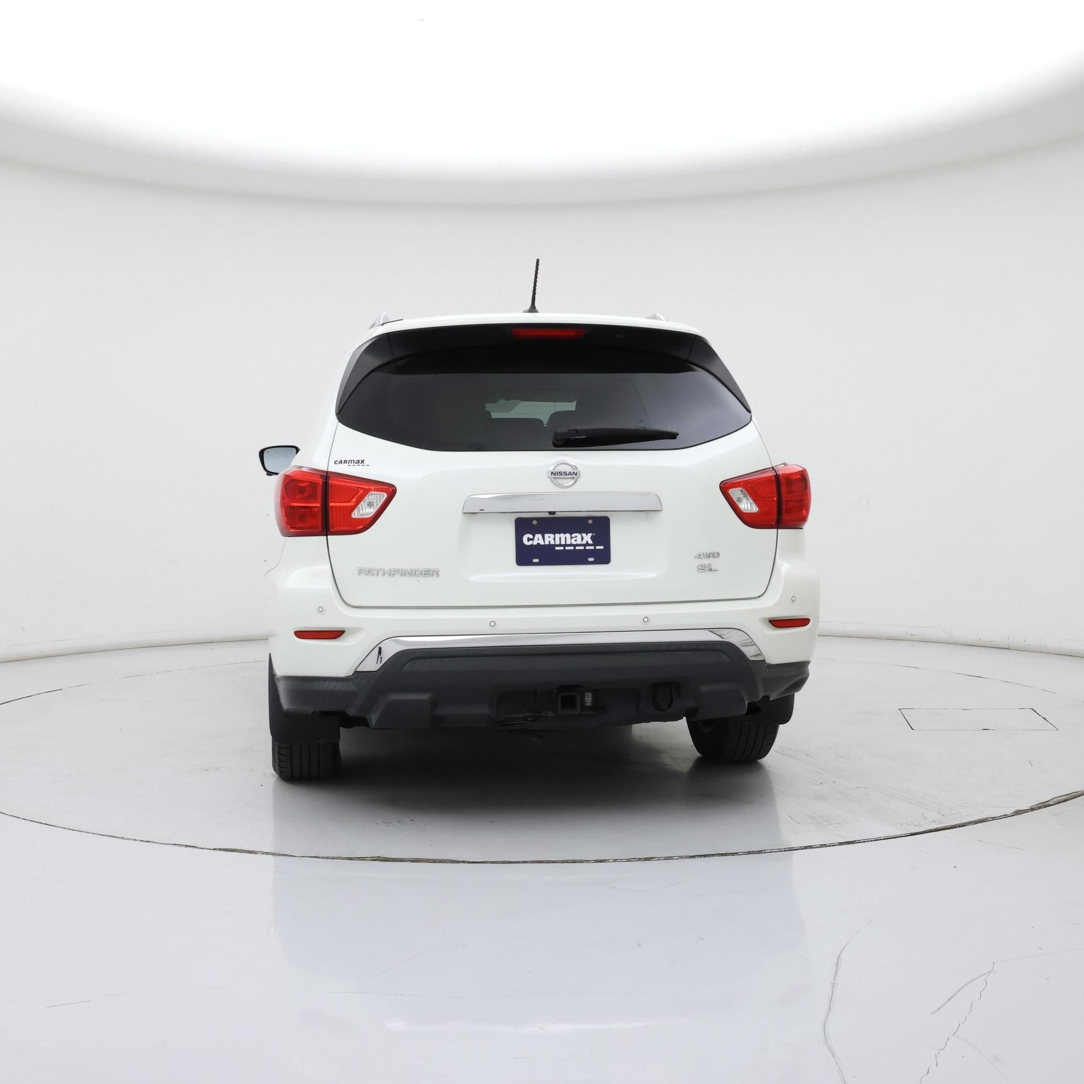 Thumbnail: 2017 Nissan Pathfinder - 6