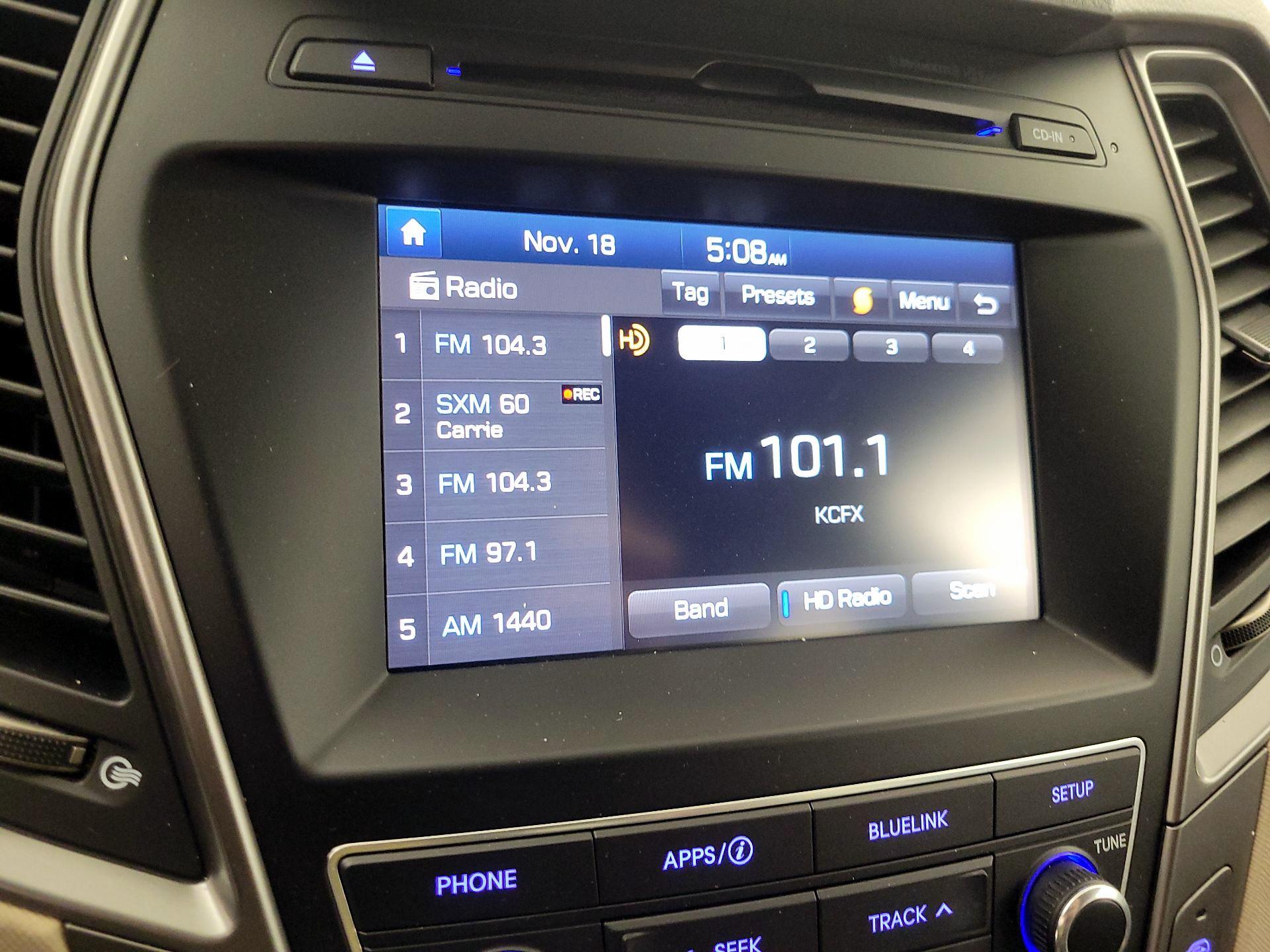 Thumbnail: 2017 Hyundai Santa Fe - 15