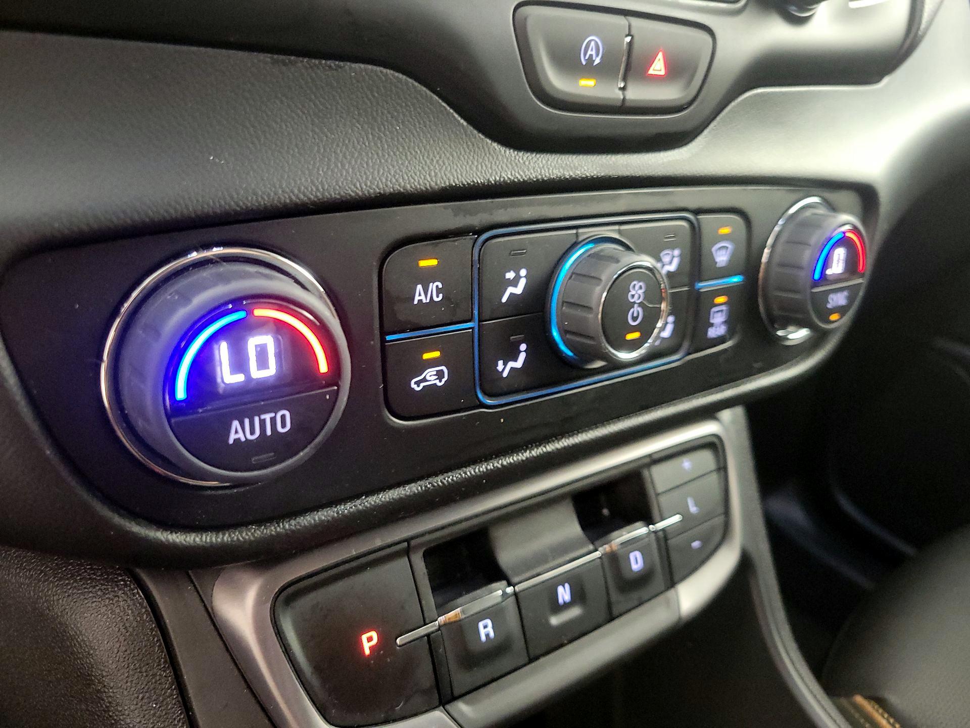 Thumbnail: 2023 GMC Terrain - 16