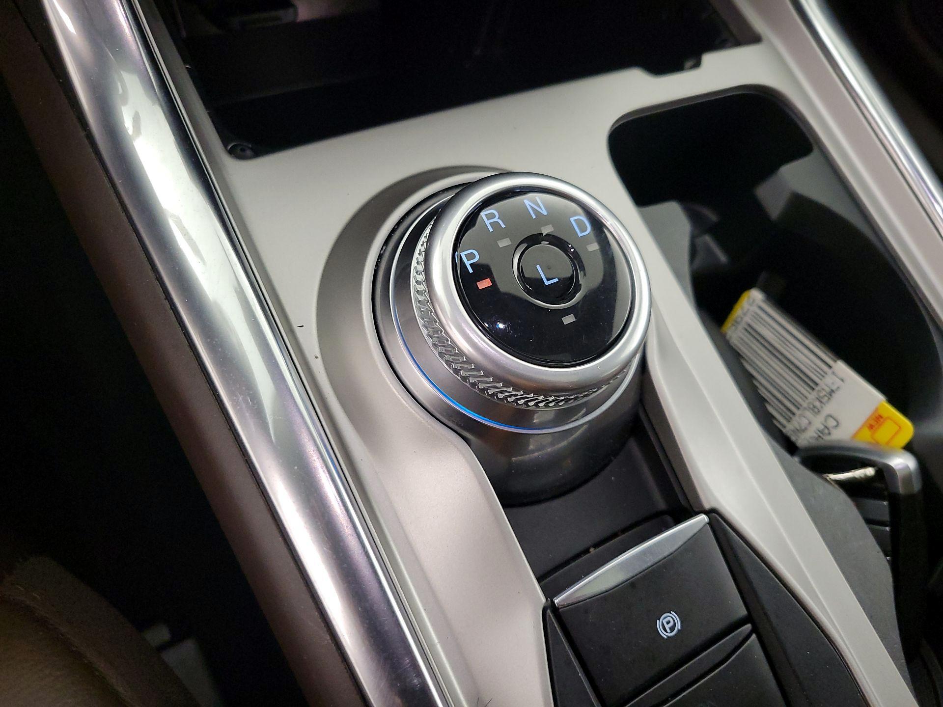 Thumbnail: 2022 Ford Explorer - 18