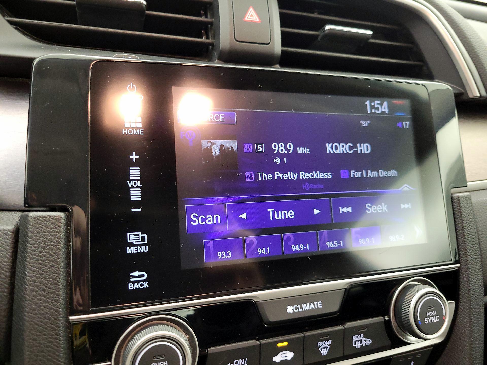 Thumbnail: 2017 Honda Civic - 15