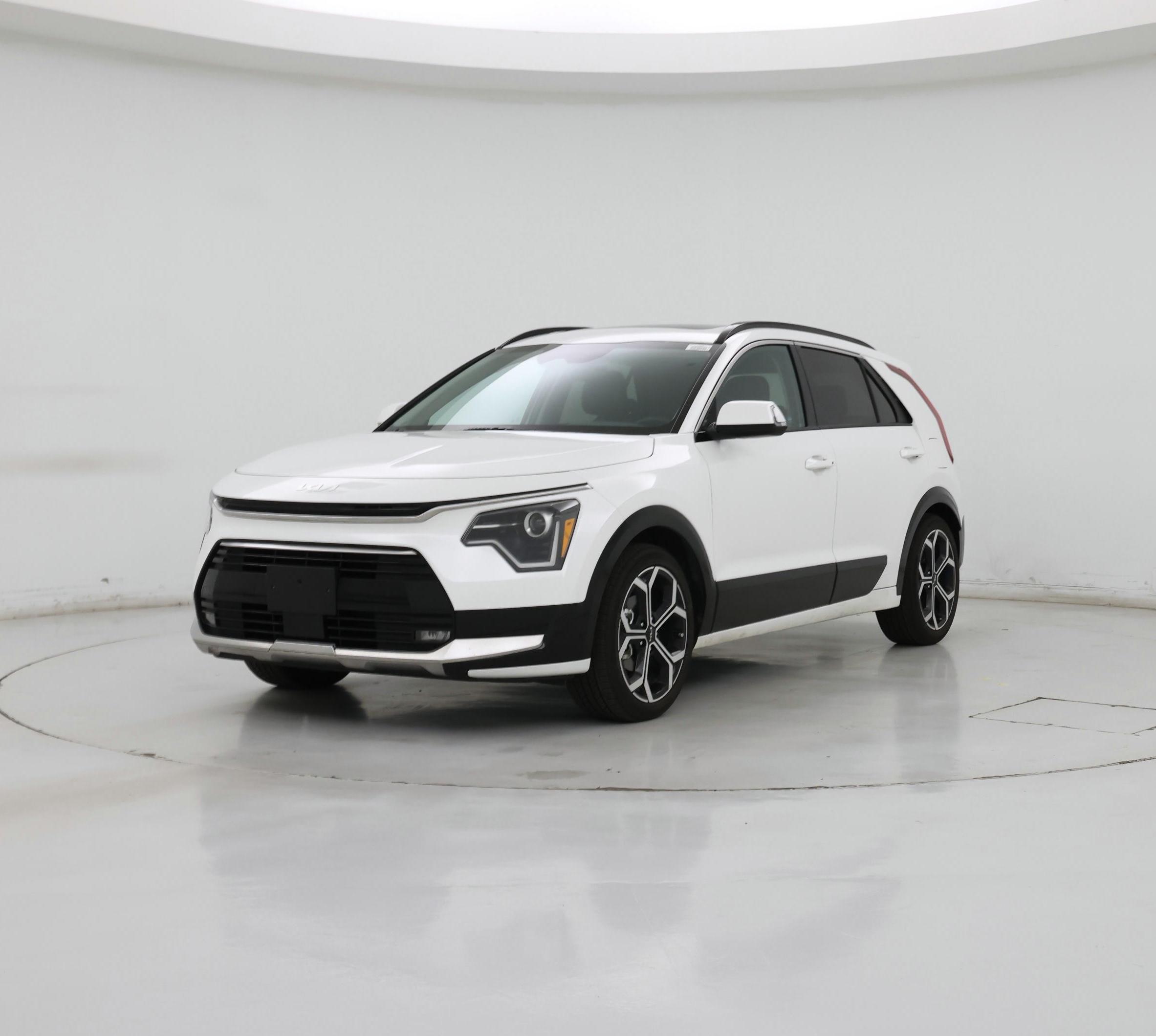 Thumbnail: 2023 Kia Niro - 4