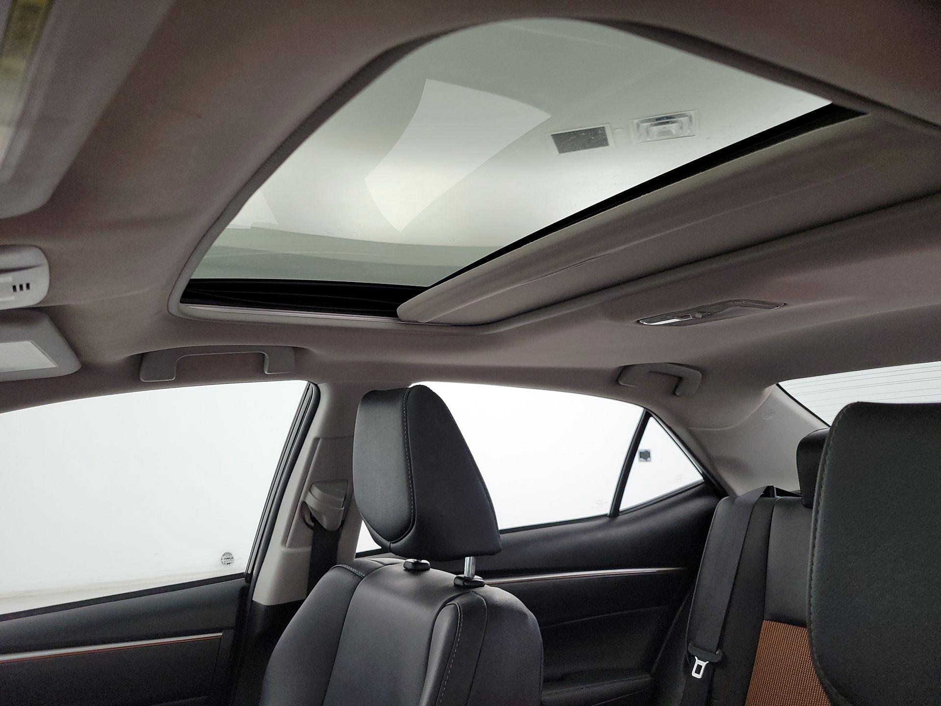 Thumbnail: 2016 Toyota Corolla - 20