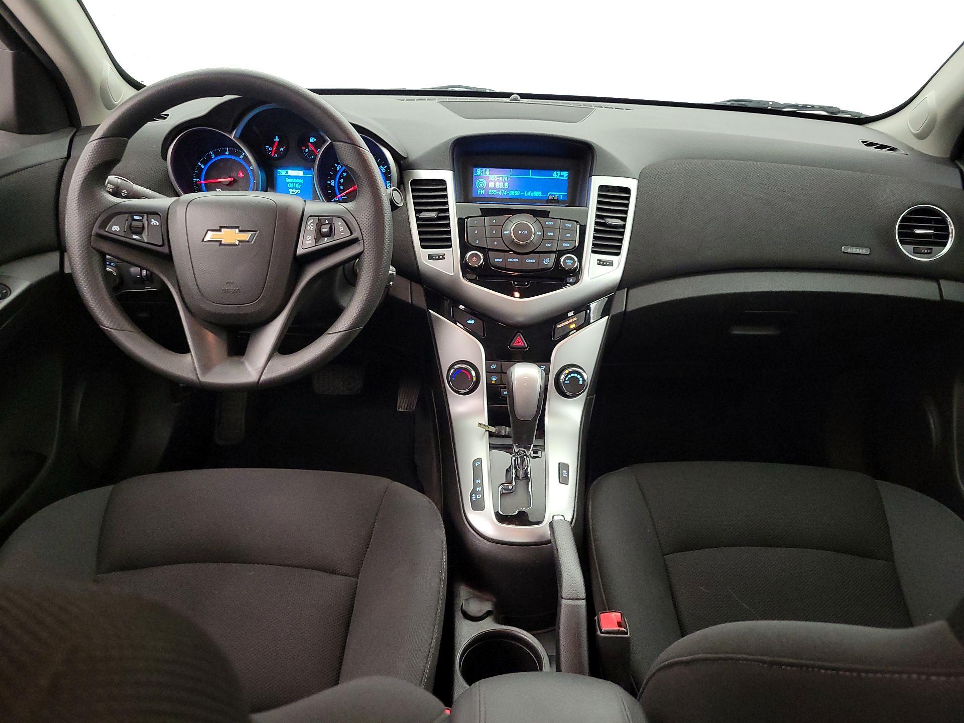 Thumbnail: 2015 Chevrolet Cruze - 9