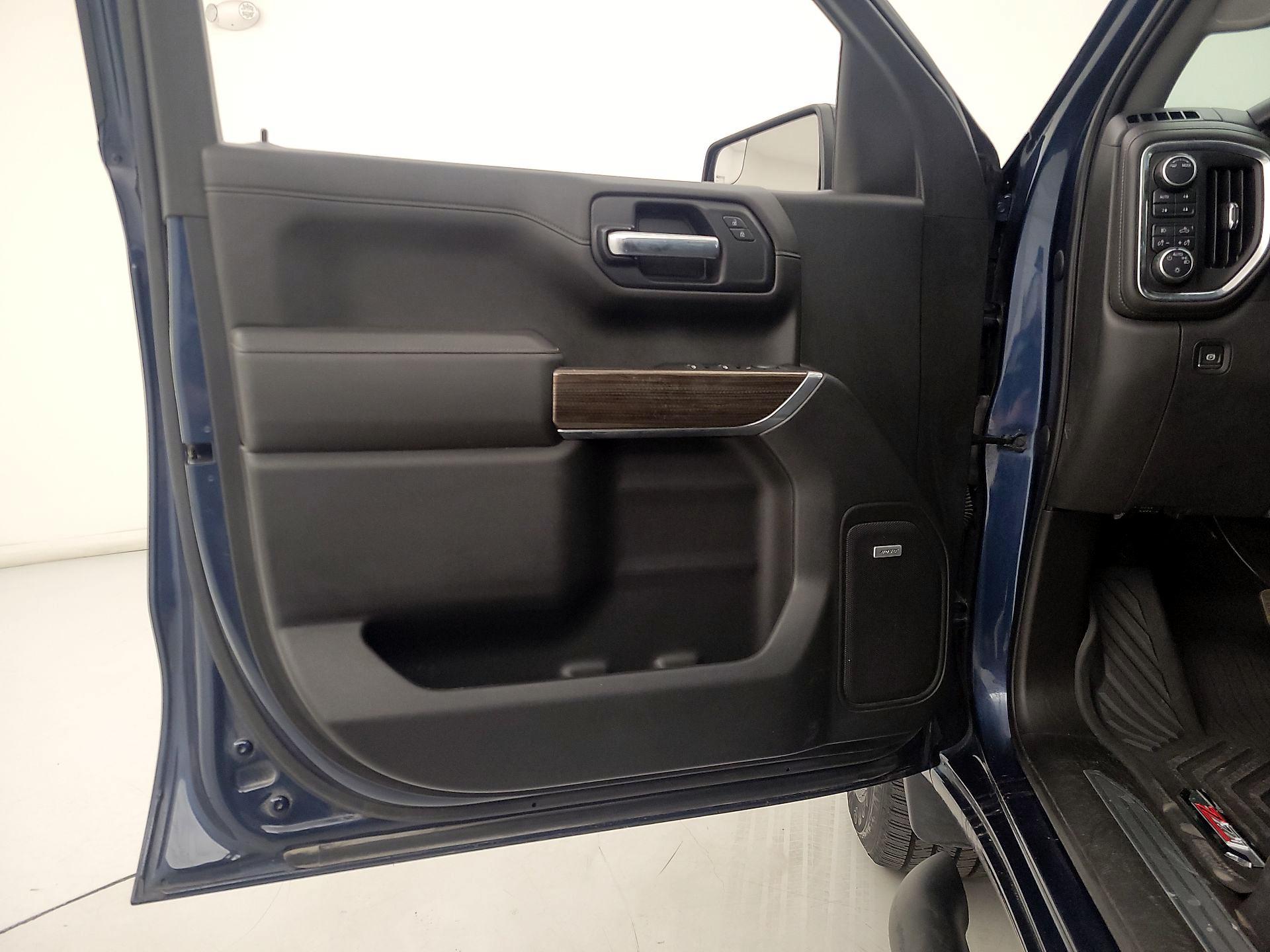 Thumbnail: 2020 Chevrolet Silverado 1500 - 12