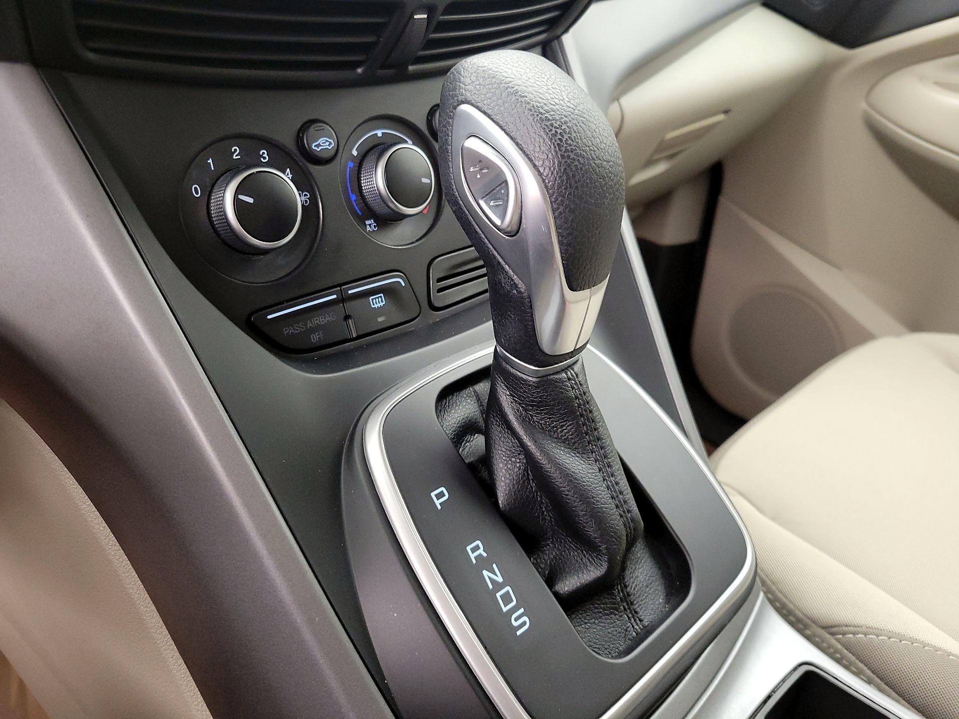 Thumbnail: 2014 Ford Escape - 17