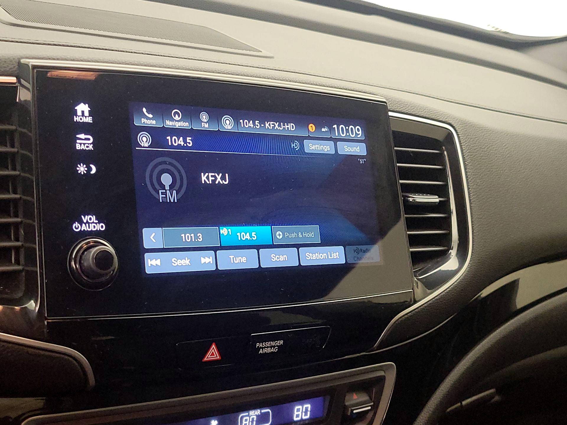 Thumbnail: 2020 Honda Passport - 16