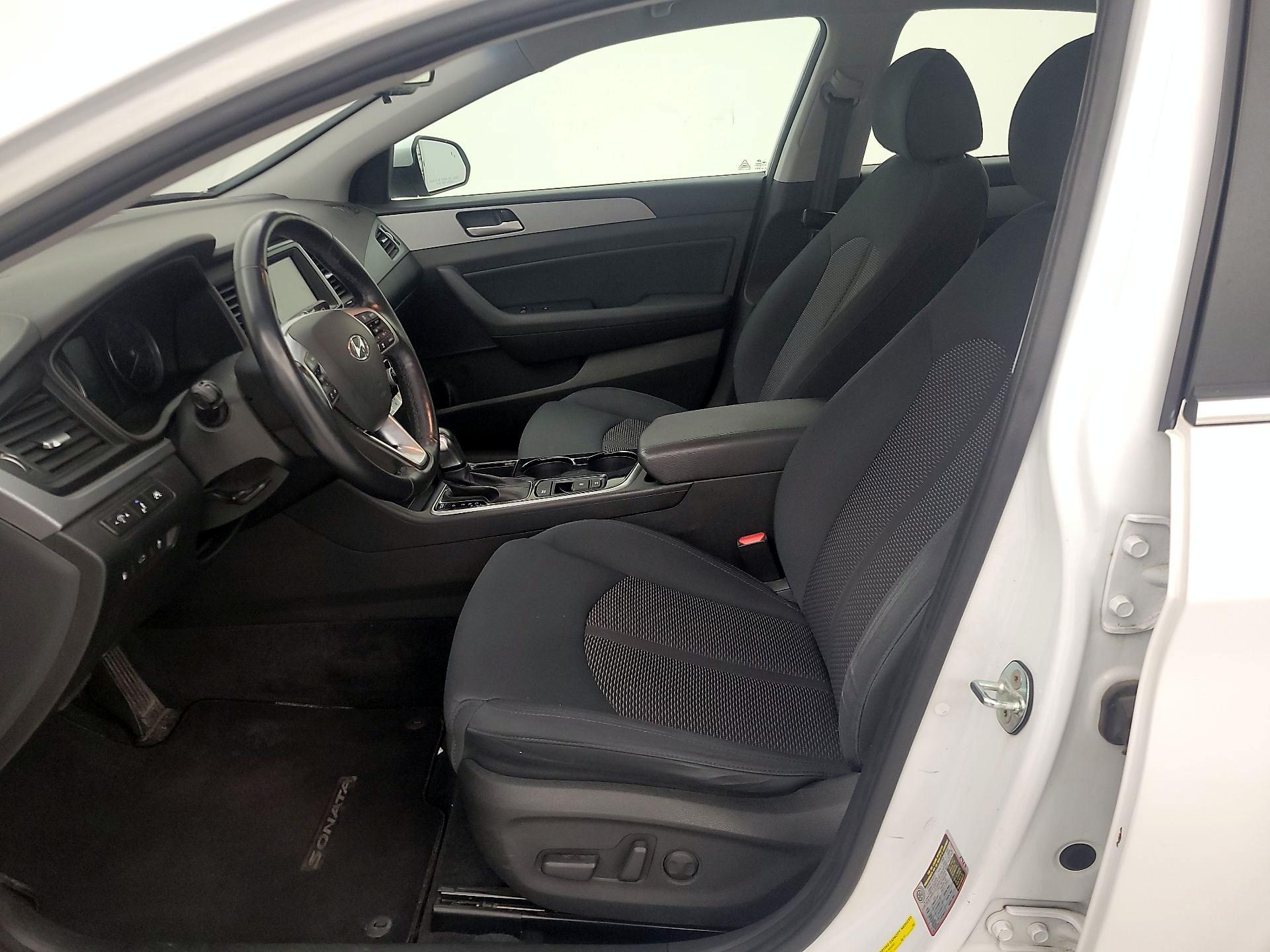 Thumbnail: 2019 Hyundai Sonata - 11