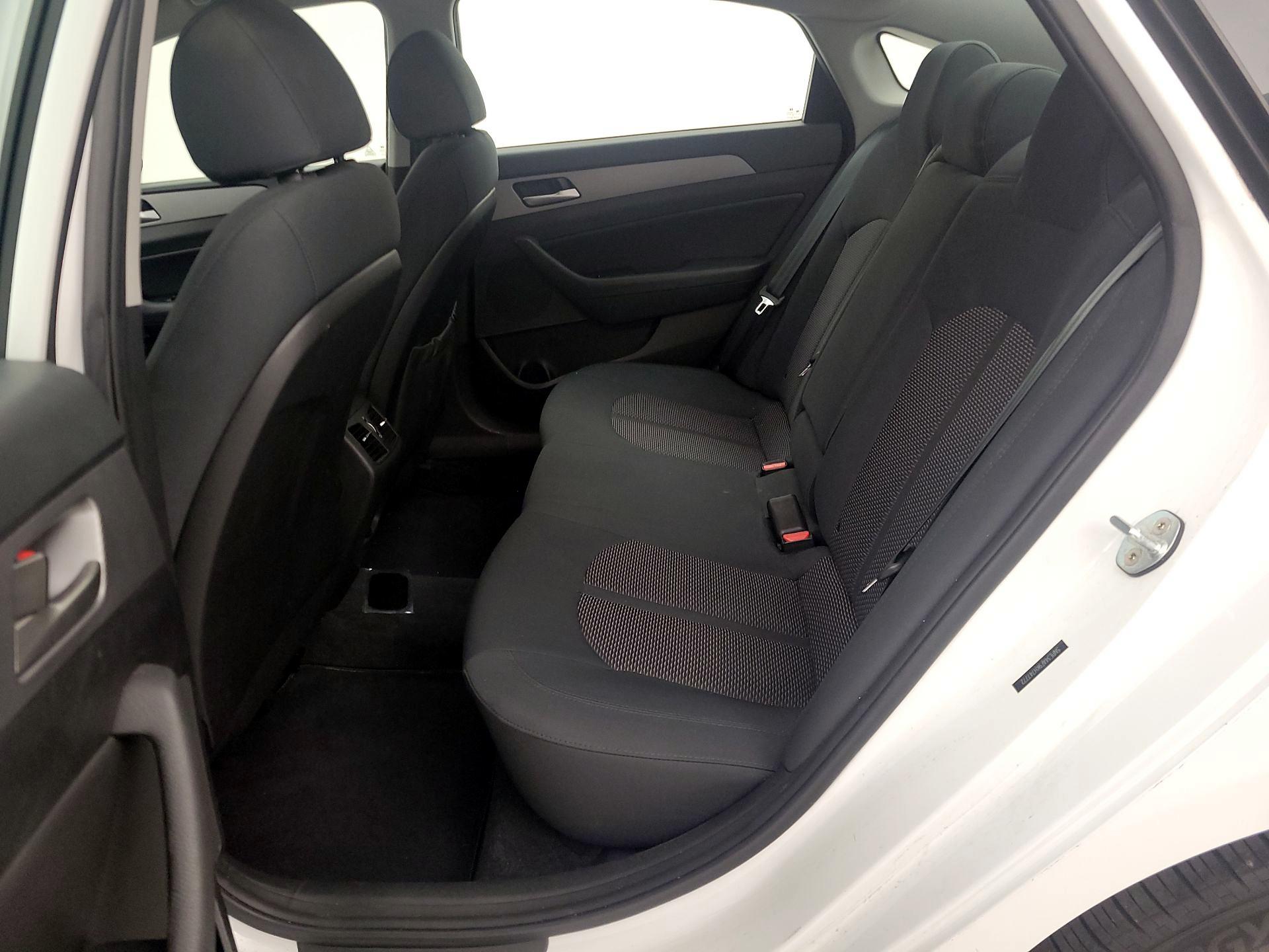 Thumbnail: 2019 Hyundai Sonata - 19