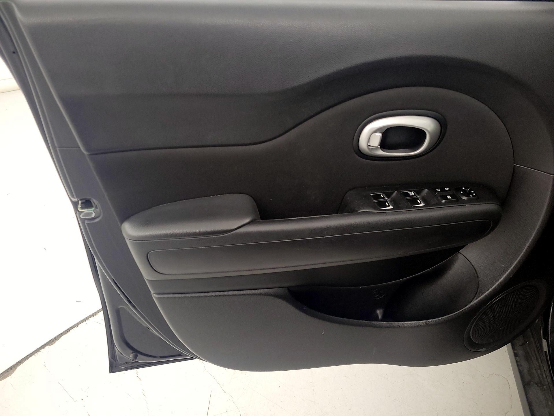 Thumbnail: 2019 Kia Soul - 12