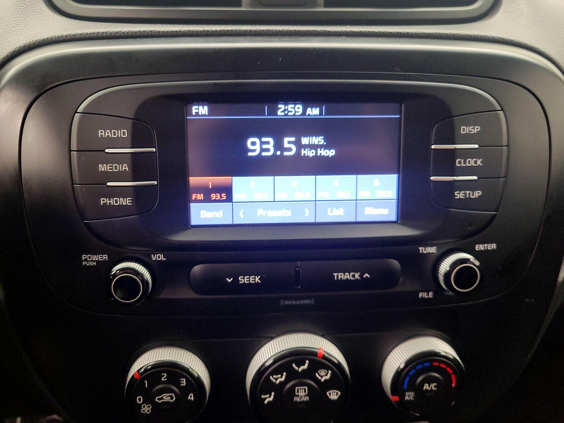 Thumbnail: 2019 Kia Soul - 15