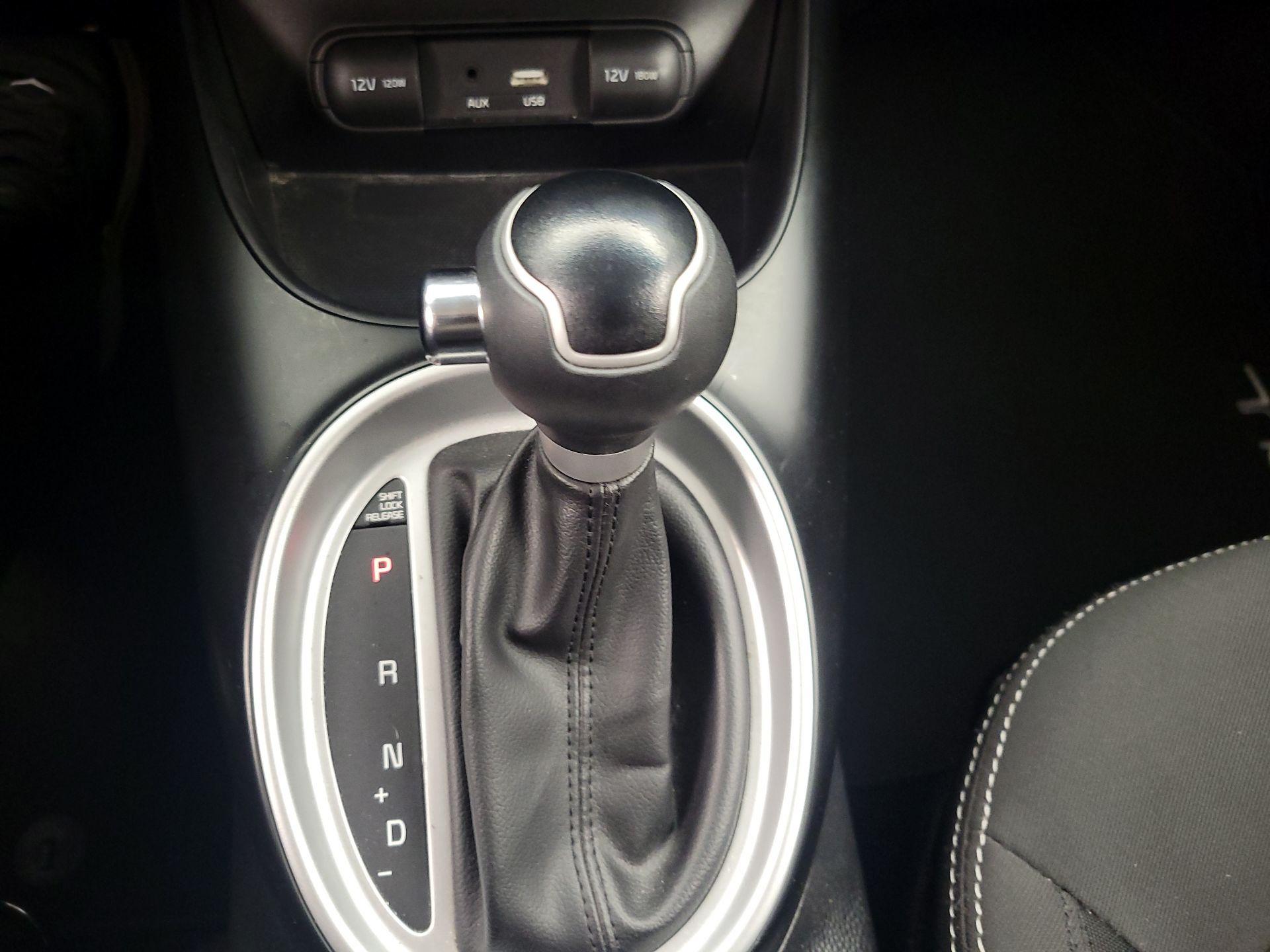 Thumbnail: 2019 Kia Soul - 17