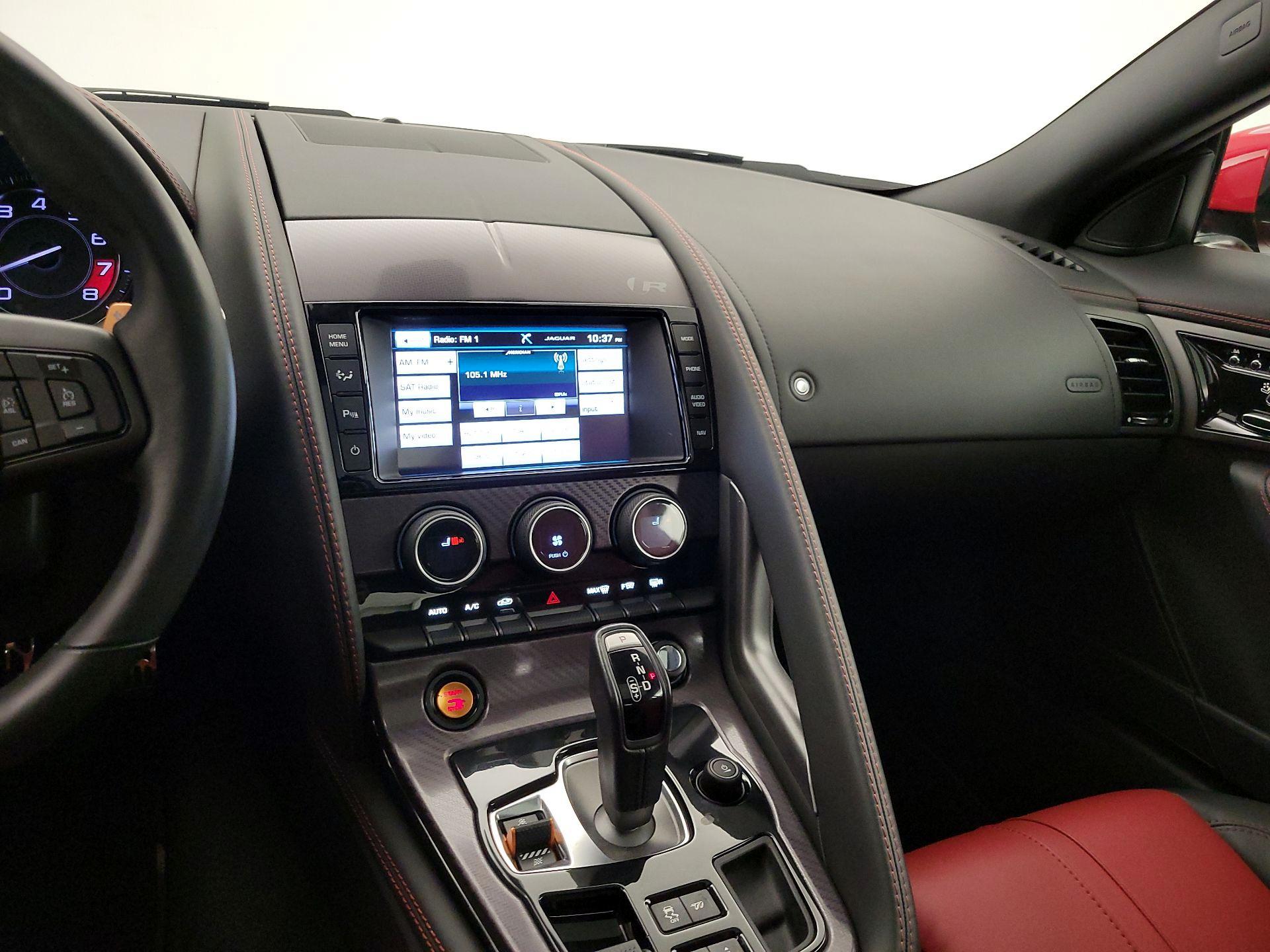 Thumbnail: 2015 Jaguar F-Type - 9