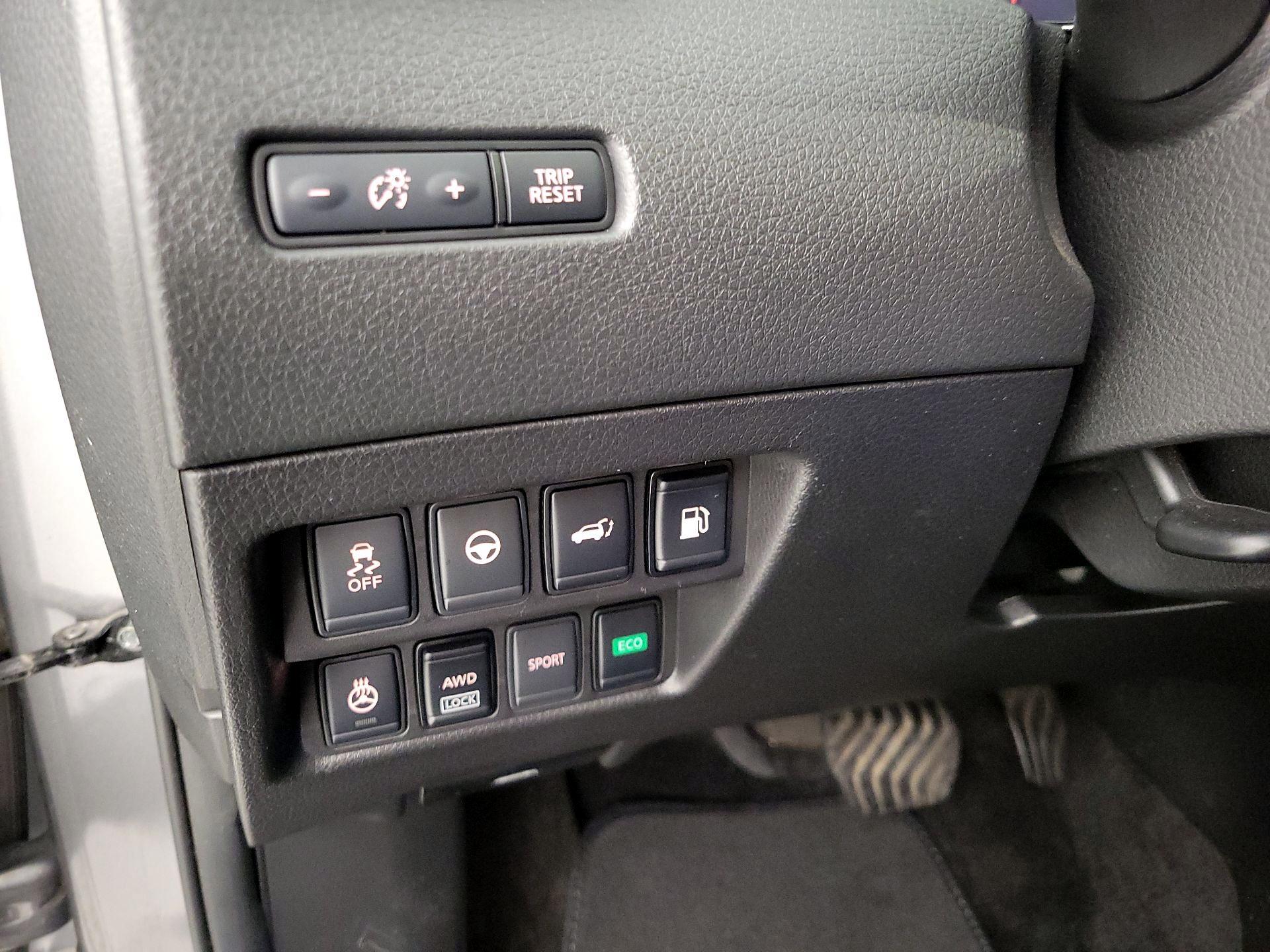 Thumbnail: 2019 Nissan Rogue - 13