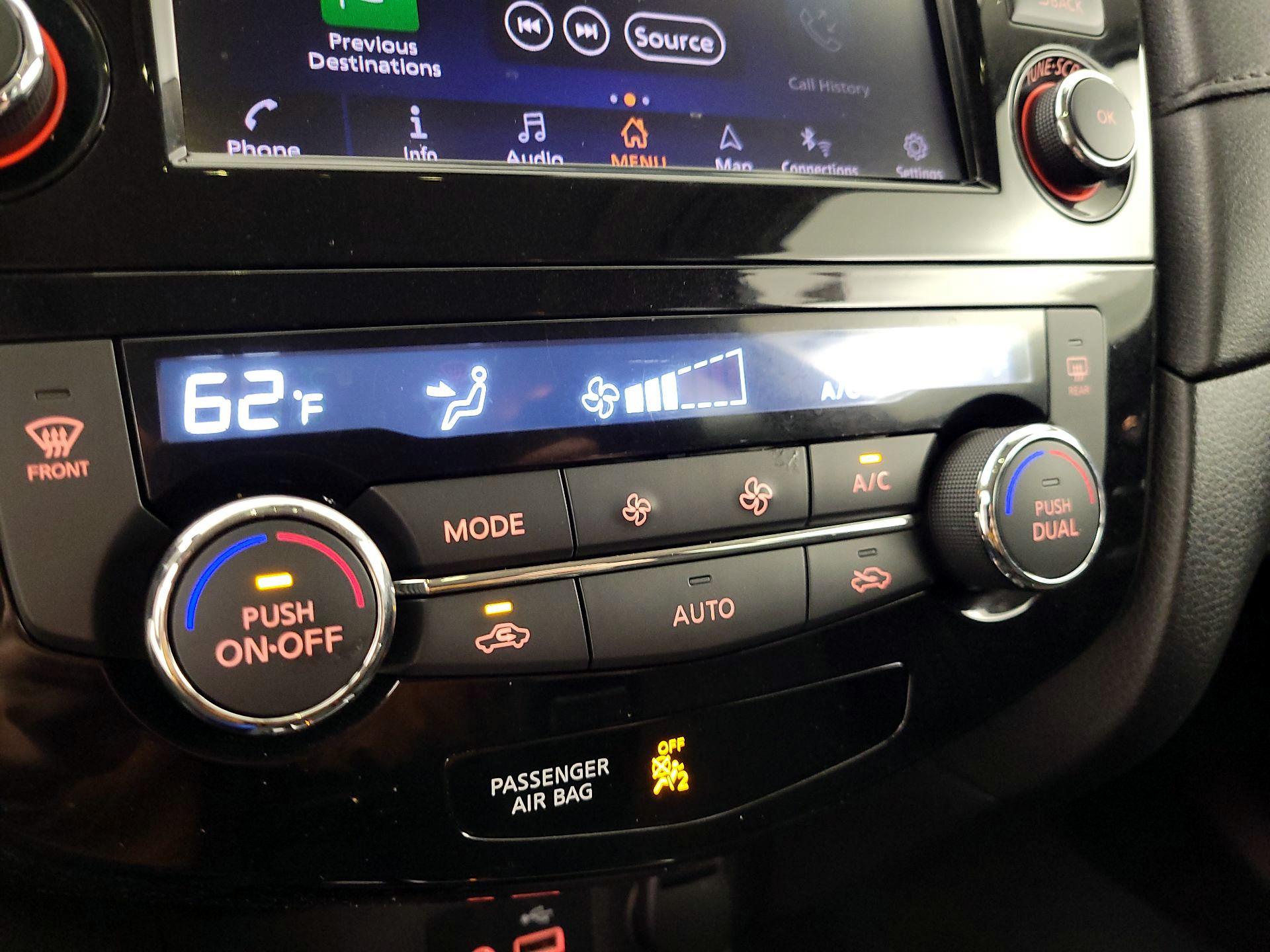 Thumbnail: 2019 Nissan Rogue - 17