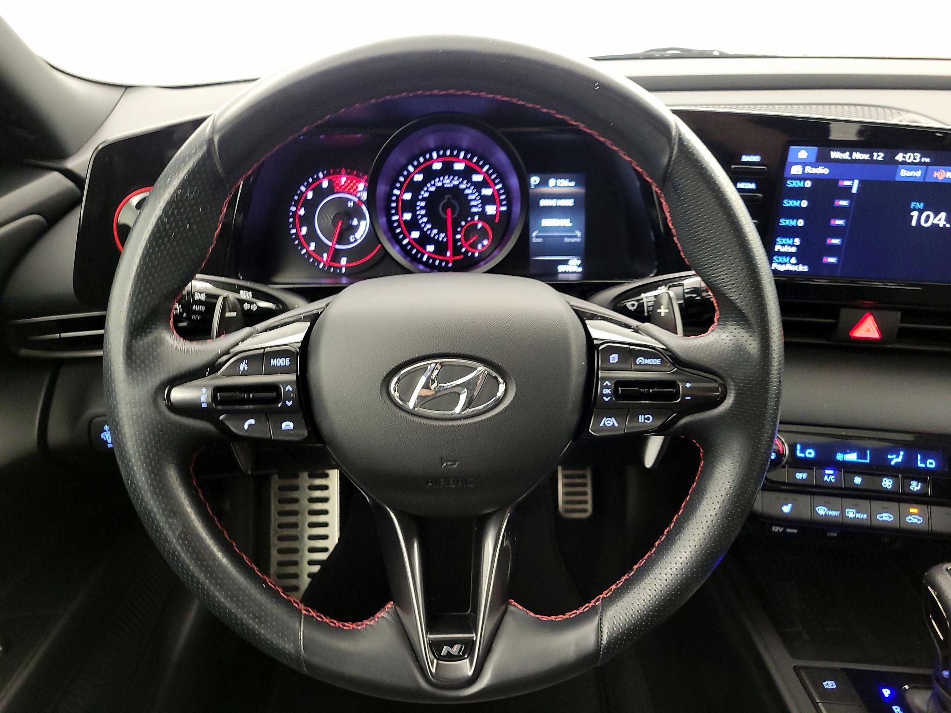 Thumbnail: 2022 Hyundai Elantra - 10