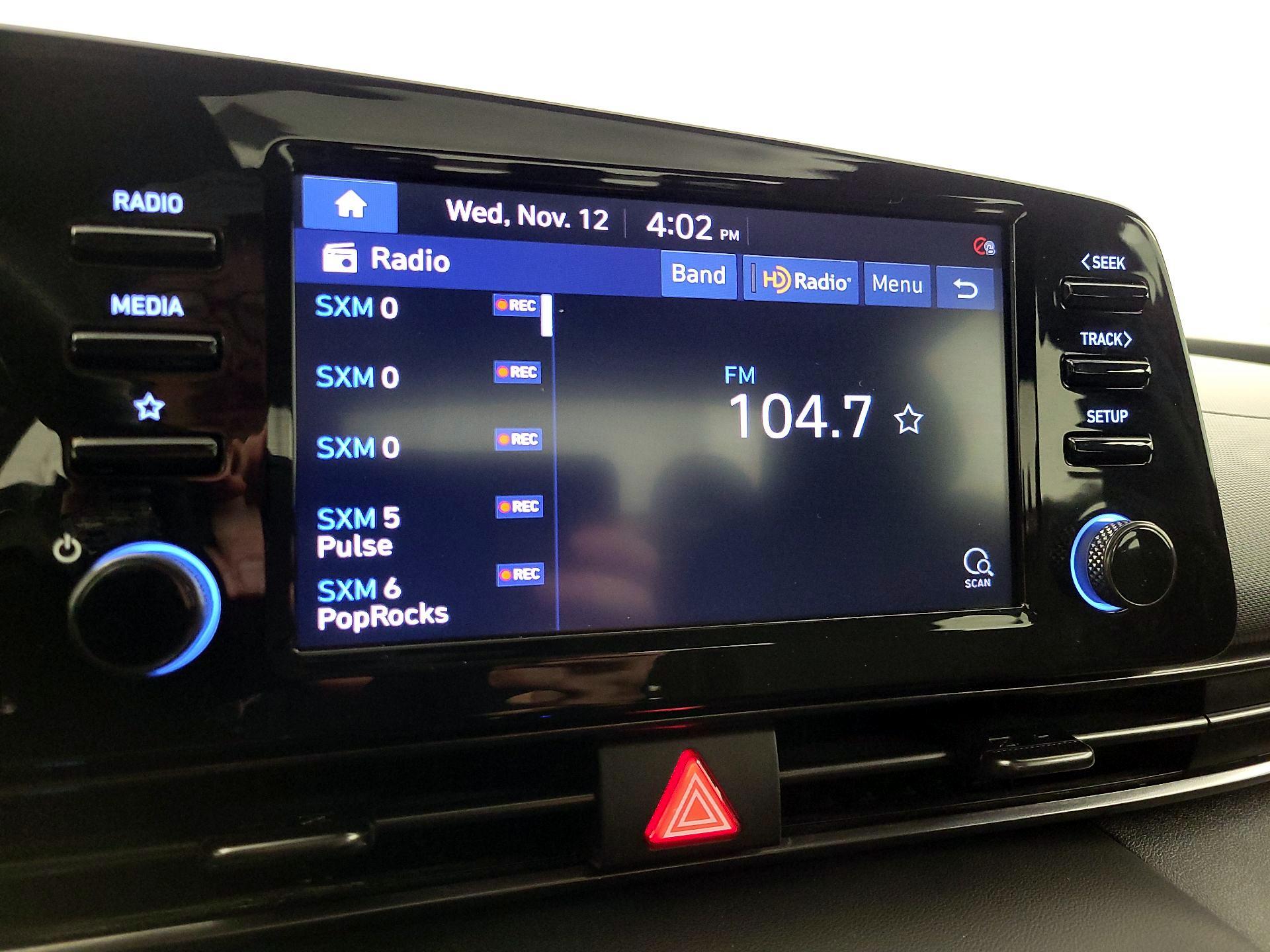 Thumbnail: 2022 Hyundai Elantra - 15