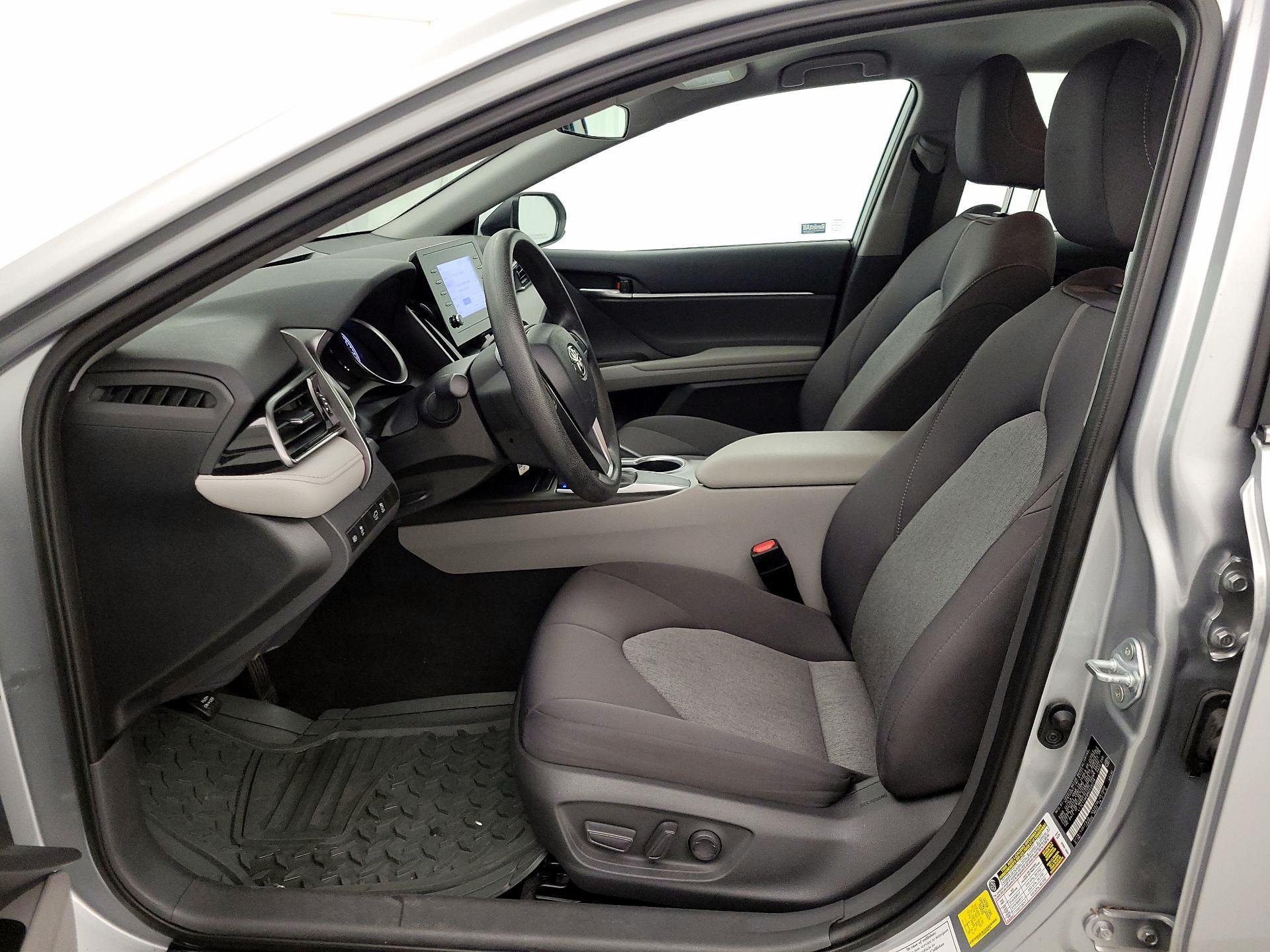 Thumbnail: 2021 Toyota Camry - 11