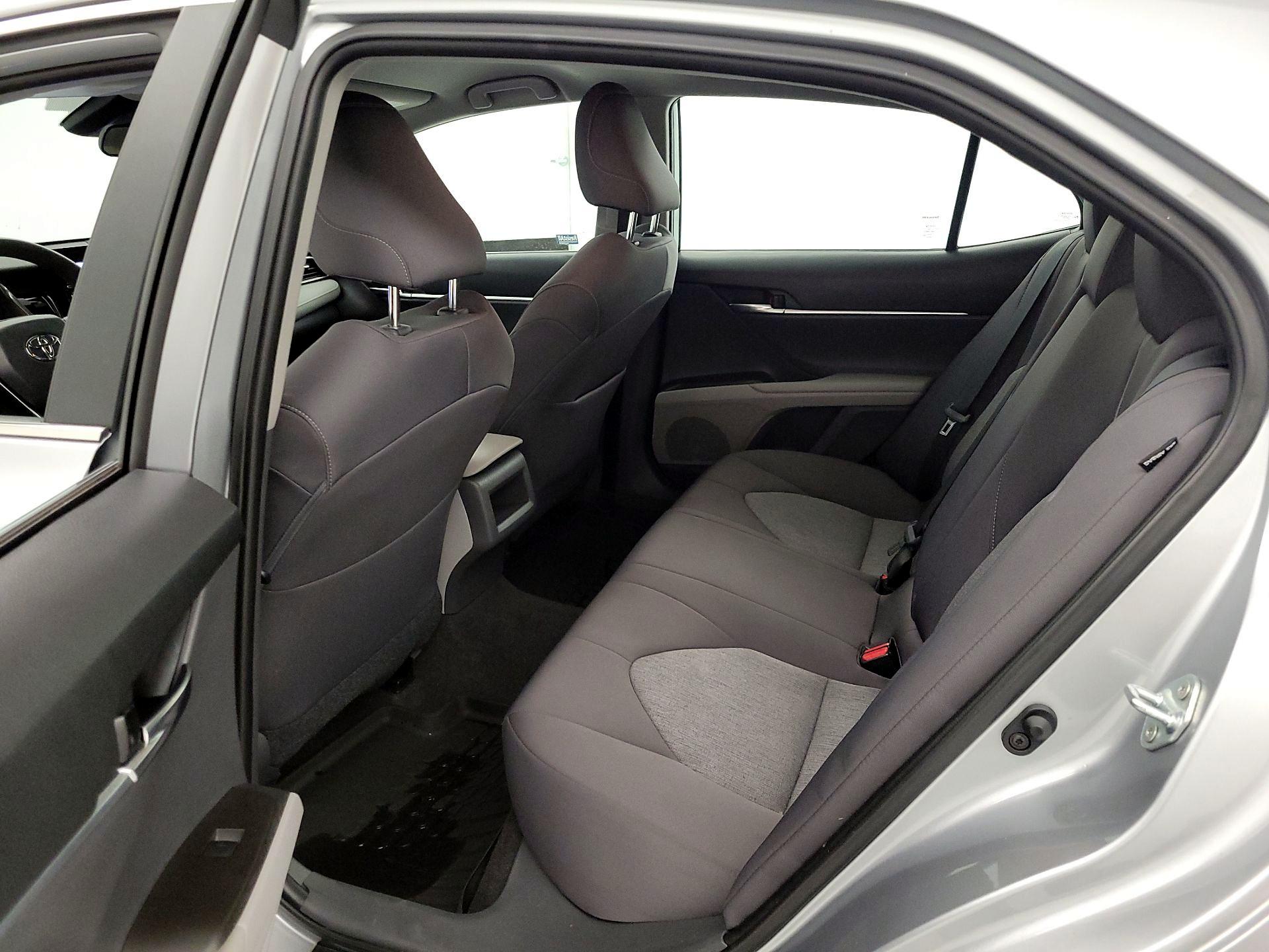 Thumbnail: 2021 Toyota Camry - 19