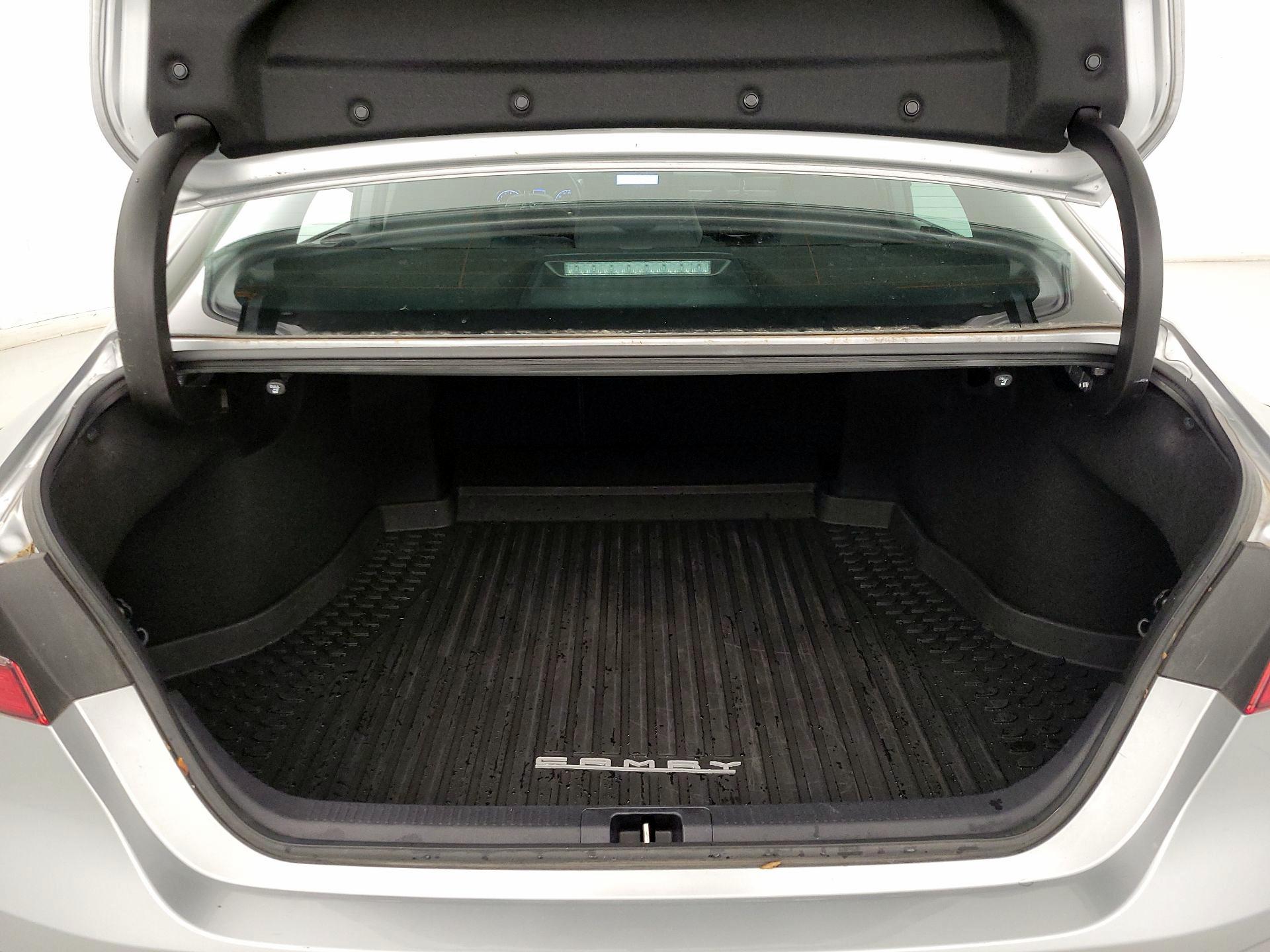 Thumbnail: 2021 Toyota Camry - 20