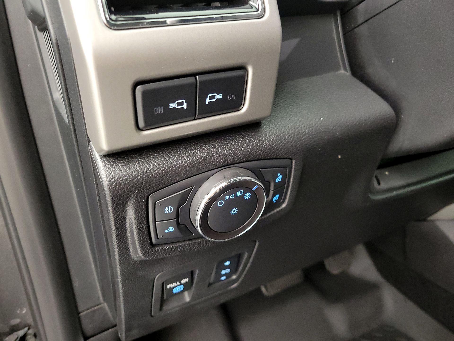 Thumbnail: 2018 Ford F-150 - 13