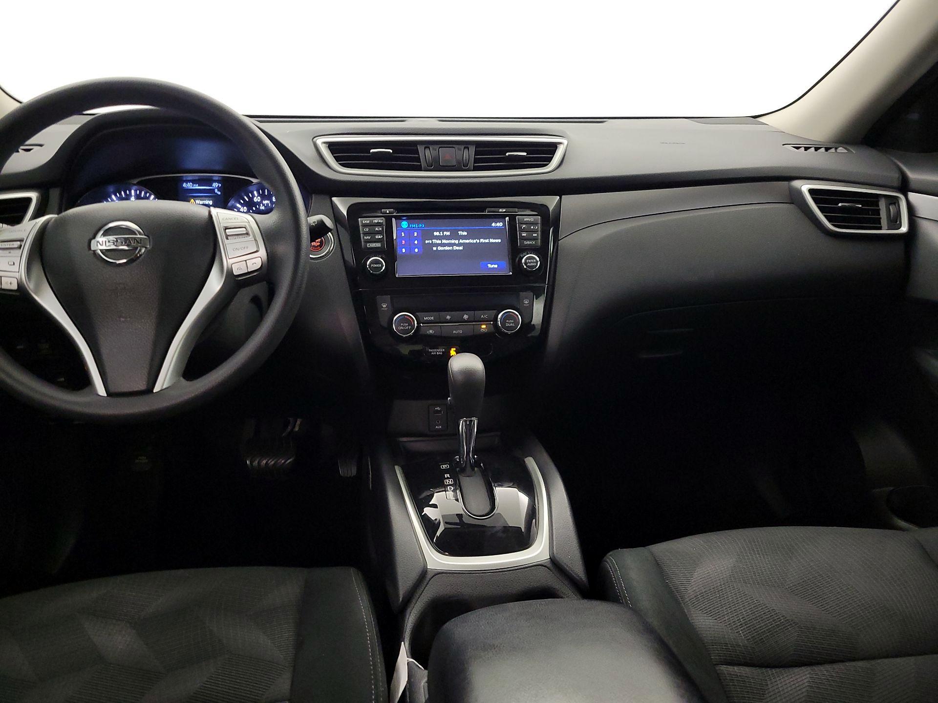 Thumbnail: 2016 Nissan Rogue - 9