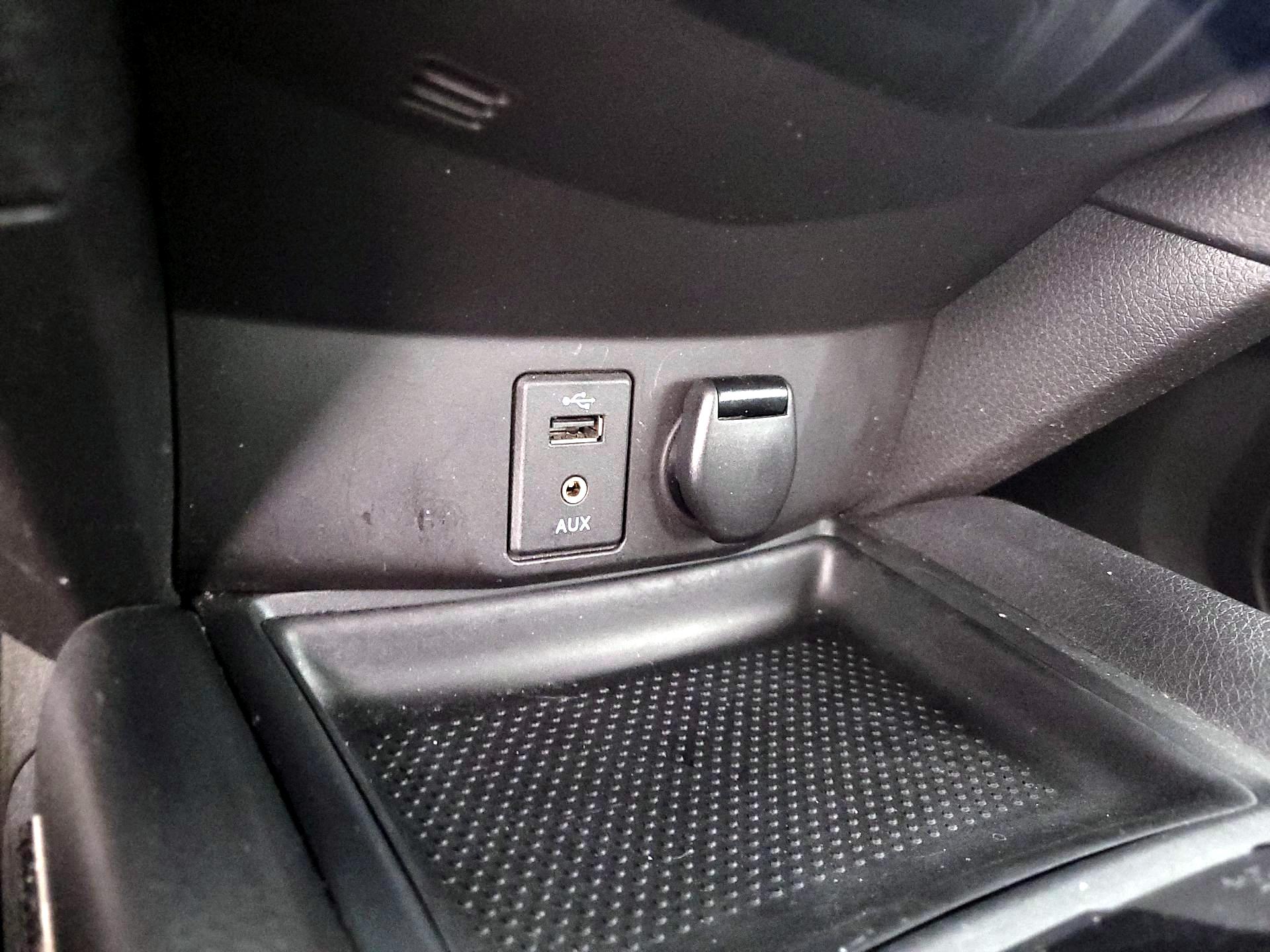 Thumbnail: 2016 Nissan Rogue - 18