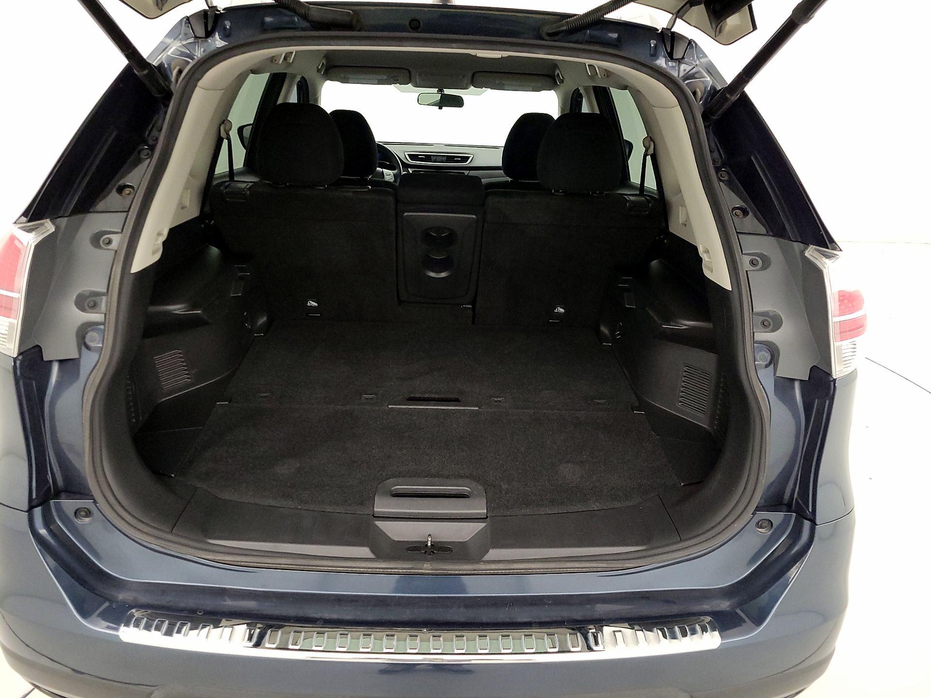 Thumbnail: 2016 Nissan Rogue - 20