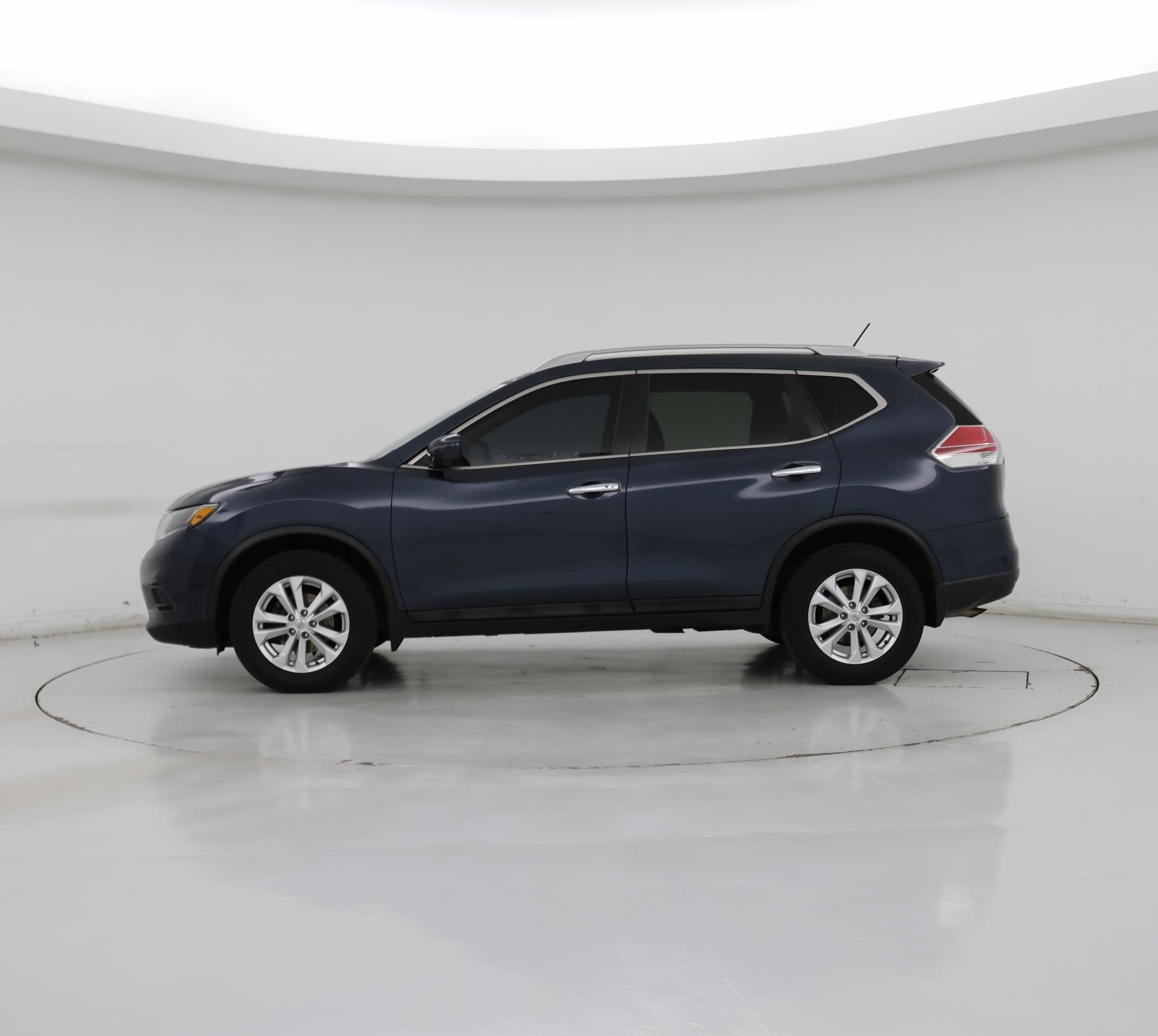 Thumbnail: 2016 Nissan Rogue - 3