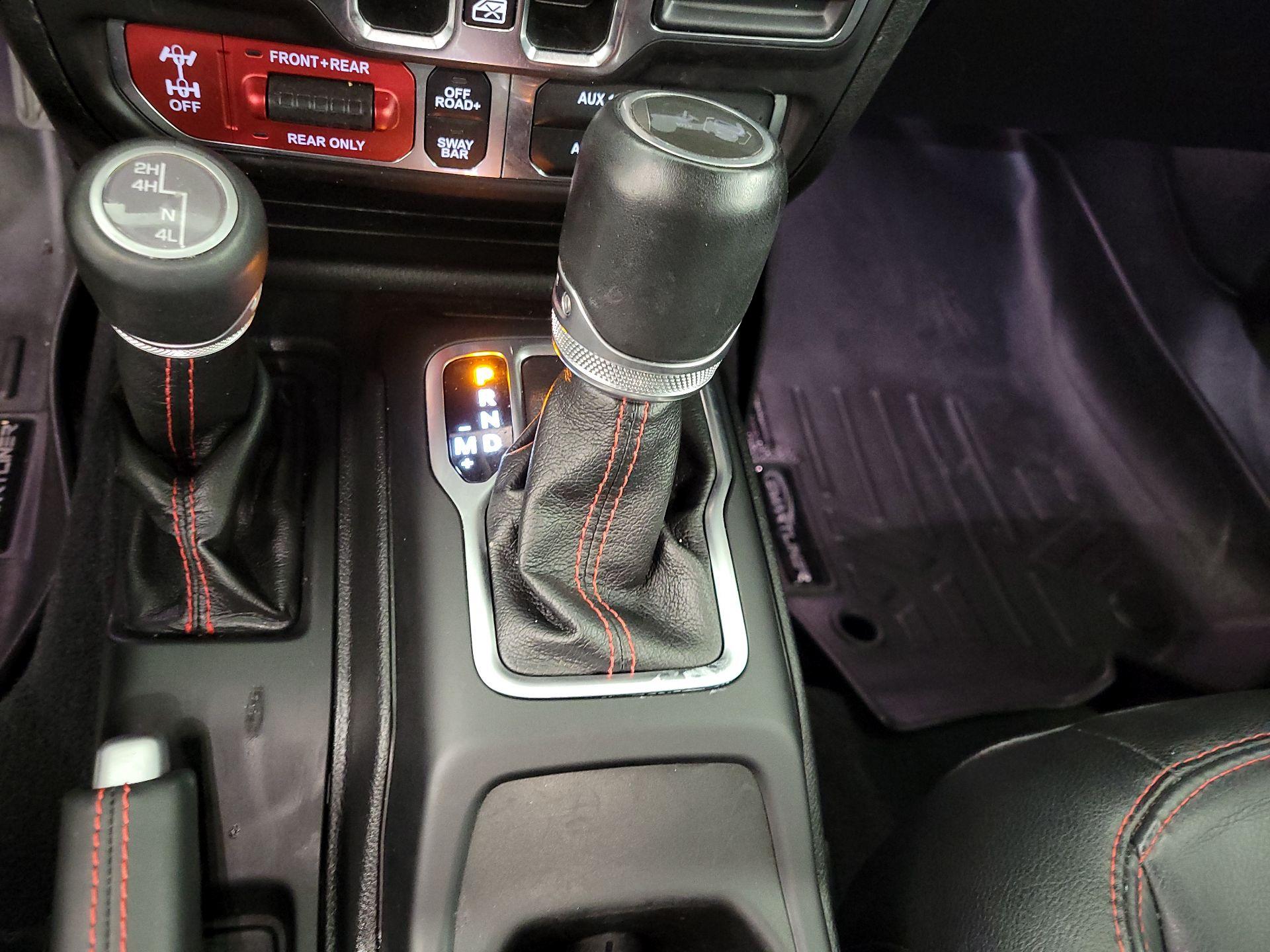 Thumbnail: 2021 Jeep Wrangler - 17