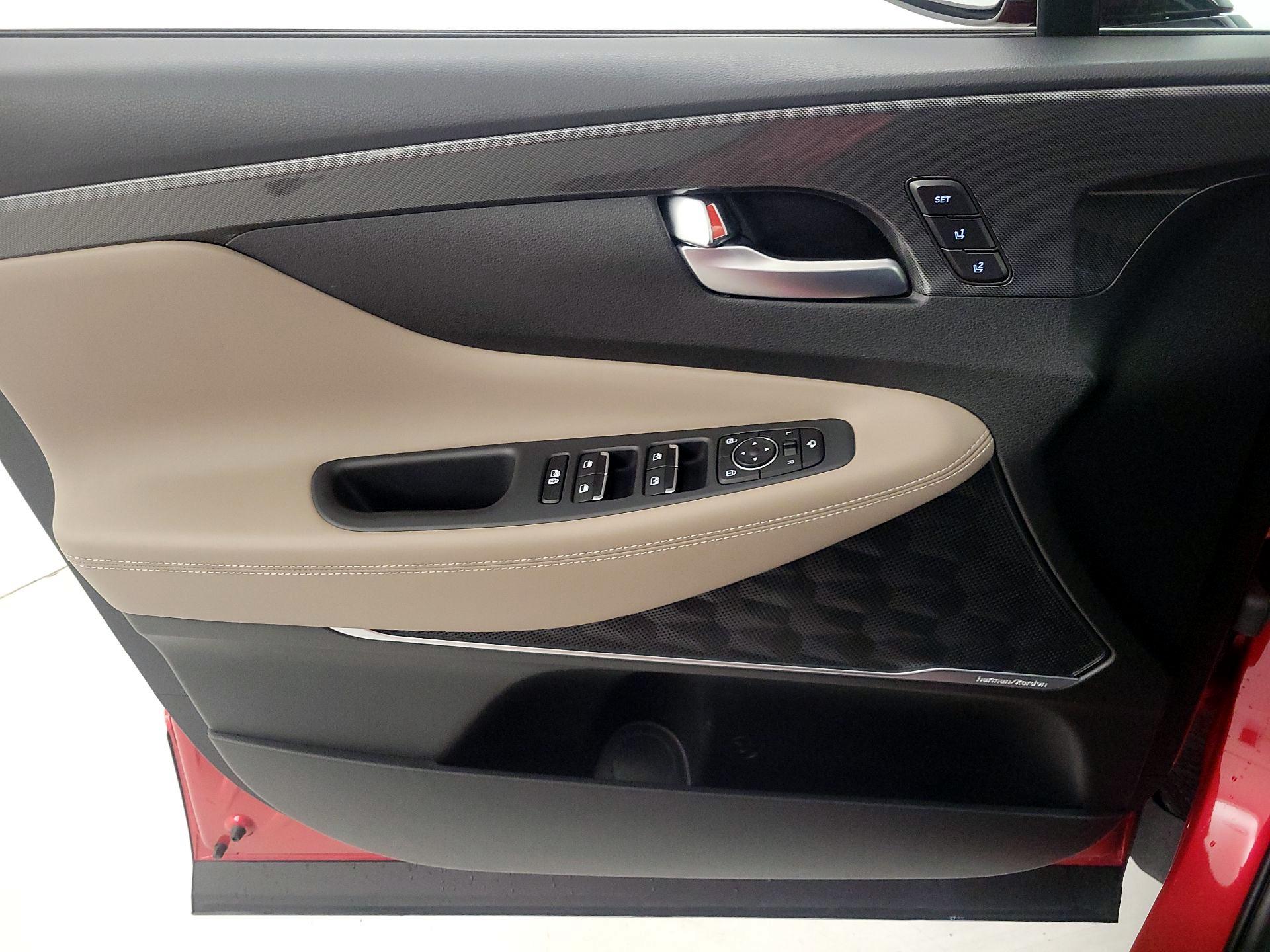 Thumbnail: 2022 Hyundai Santa Fe - 12