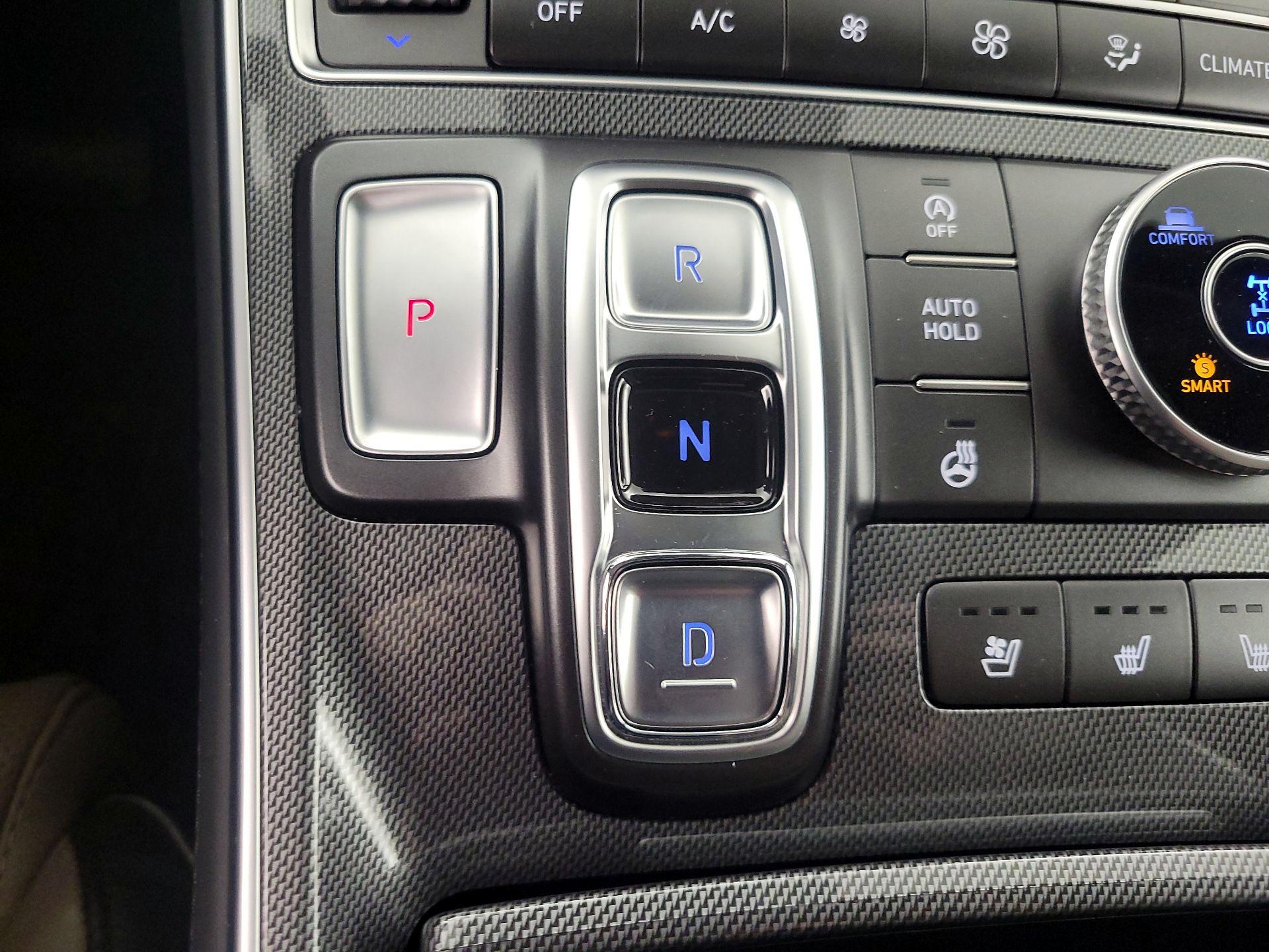 Thumbnail: 2022 Hyundai Santa Fe - 18