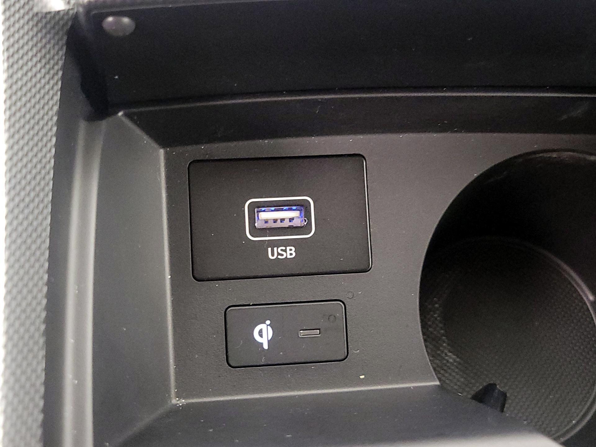 Thumbnail: 2022 Hyundai Santa Fe - 19