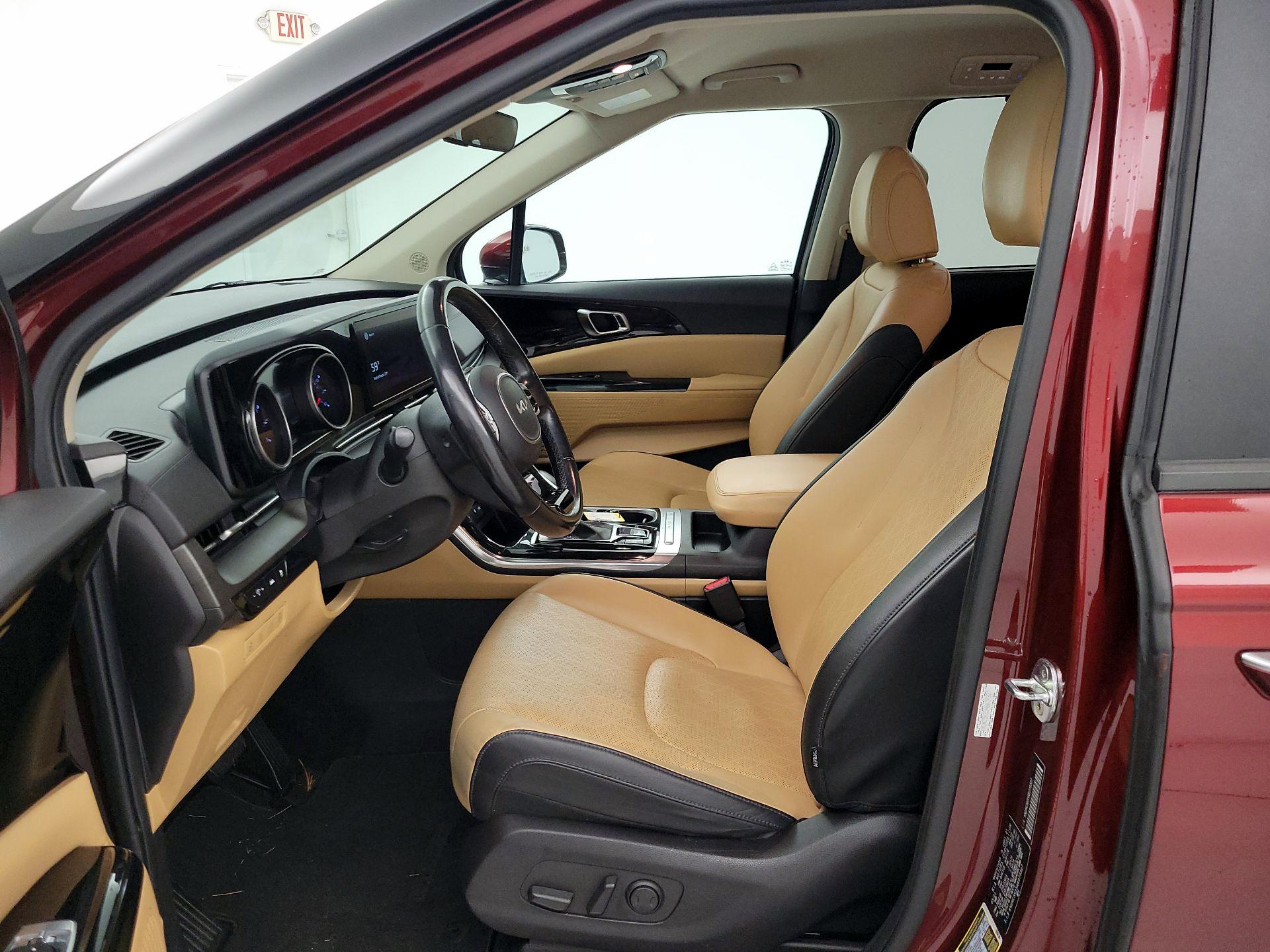 Thumbnail: 2022 Kia Carnival - 11