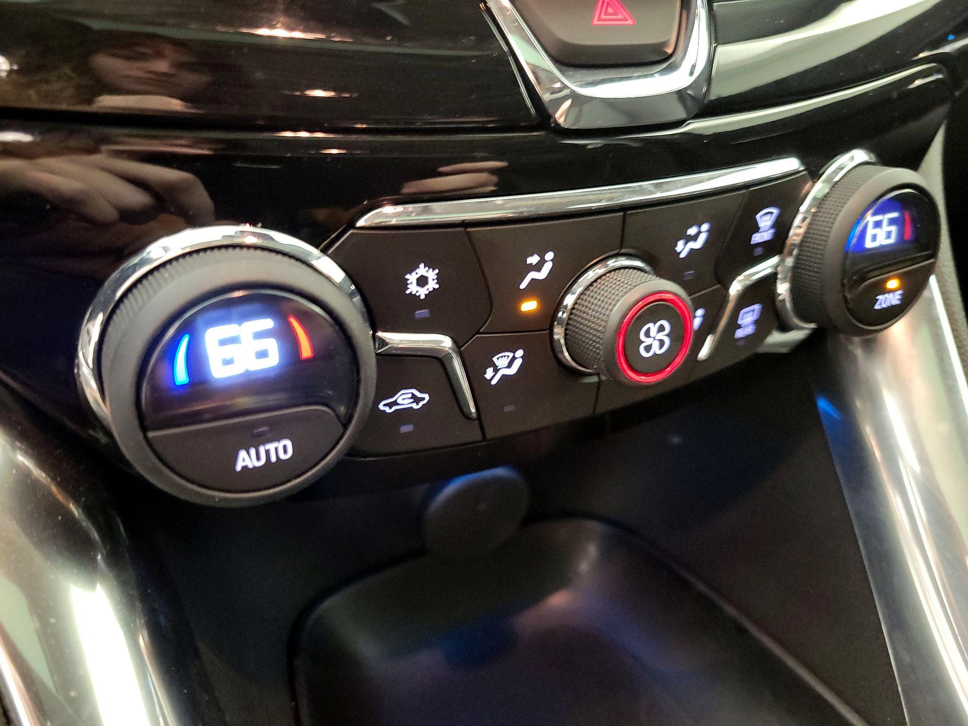 Thumbnail: 2017 Chevrolet  - 16