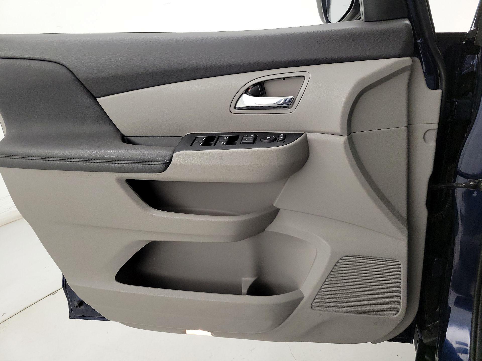 Thumbnail: 2016 Honda Odyssey - 12