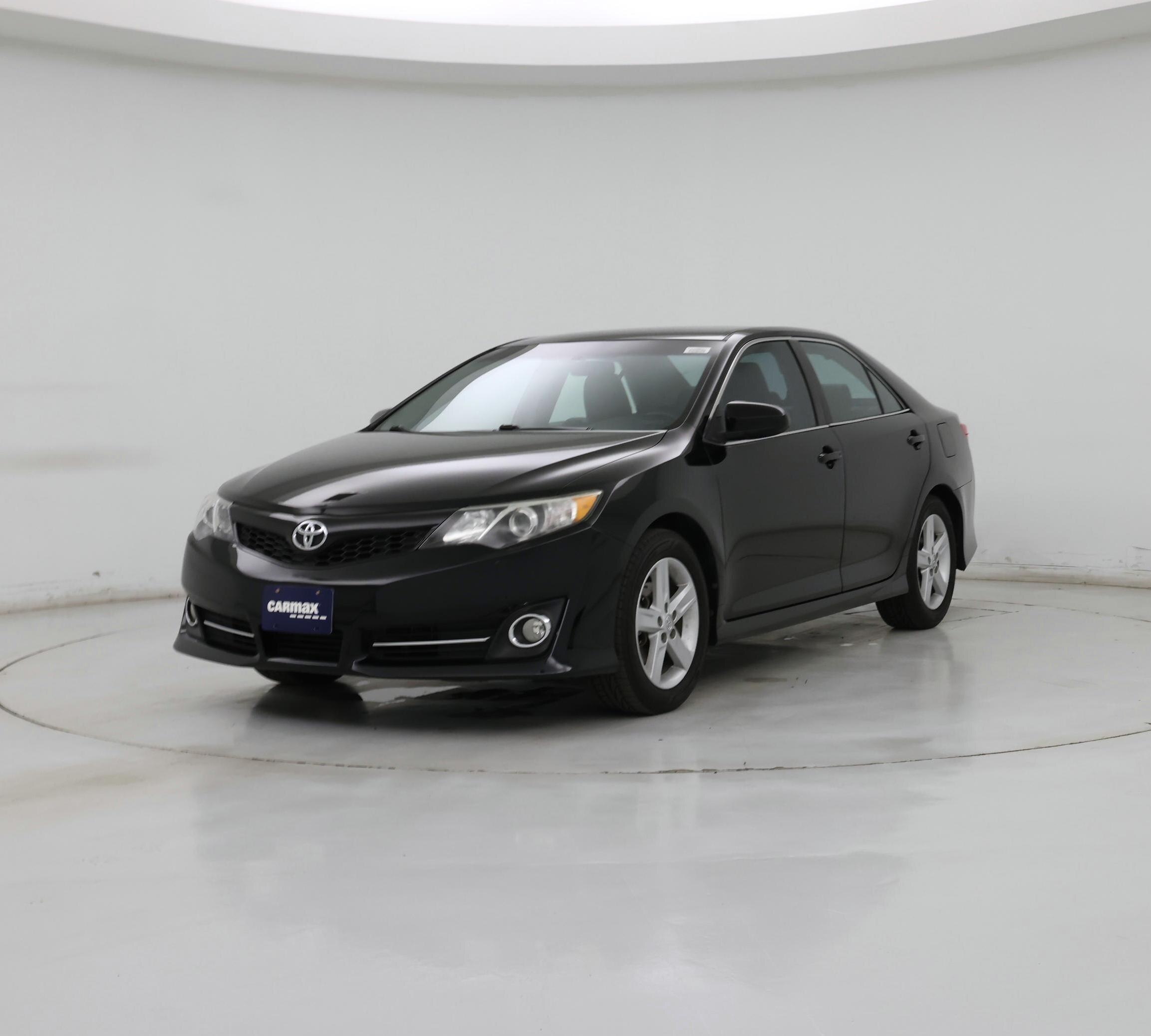 Thumbnail: 2014 Toyota Camry - 4