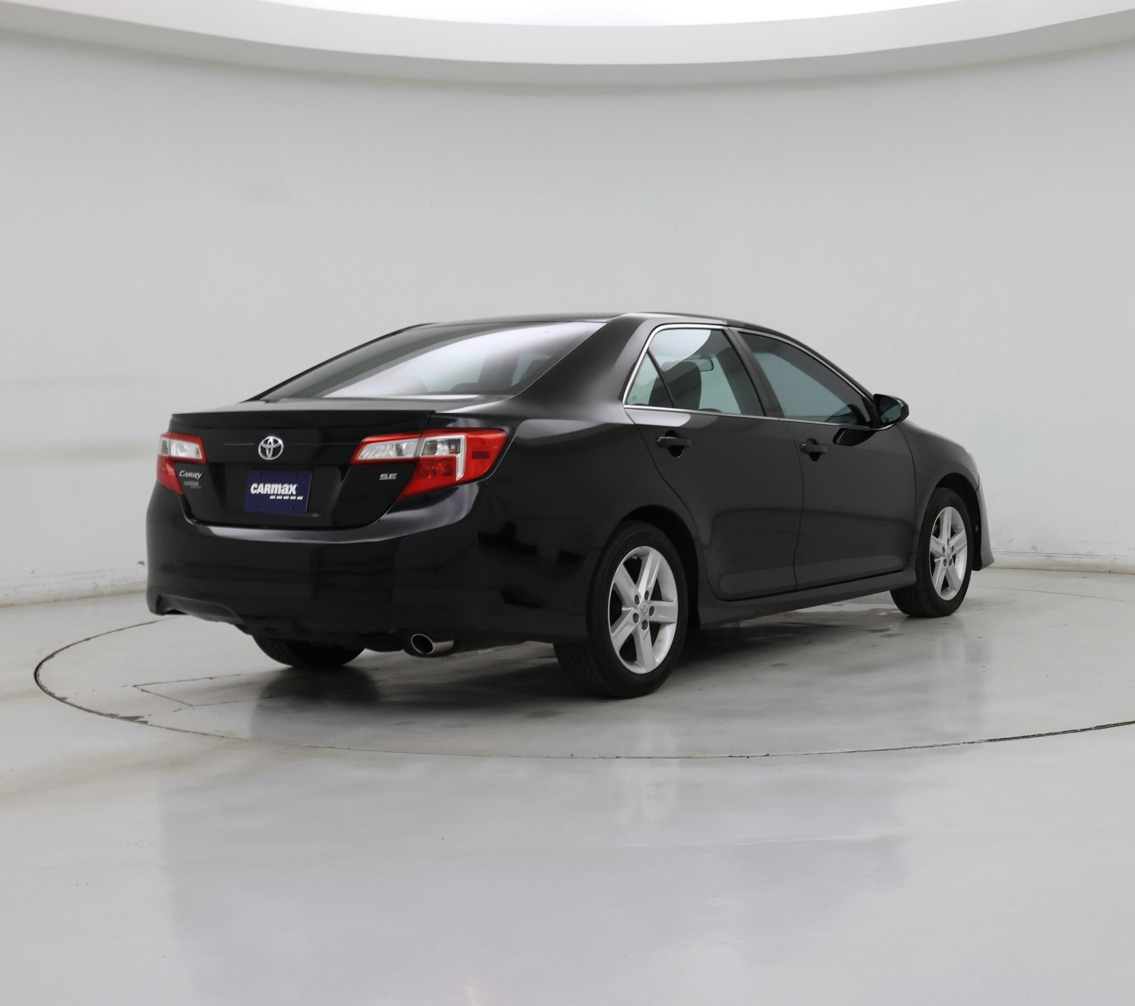 Thumbnail: 2014 Toyota Camry - 8