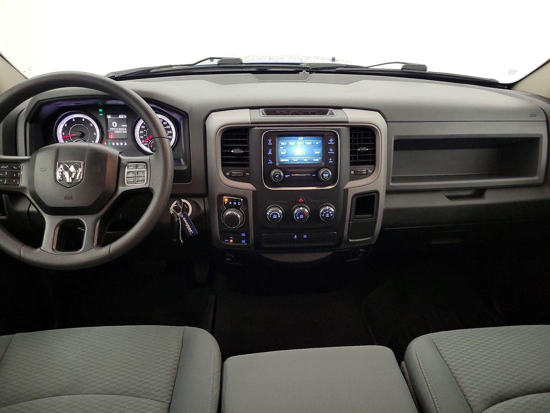 Thumbnail: 2019 RAM 1500 Classic - 9