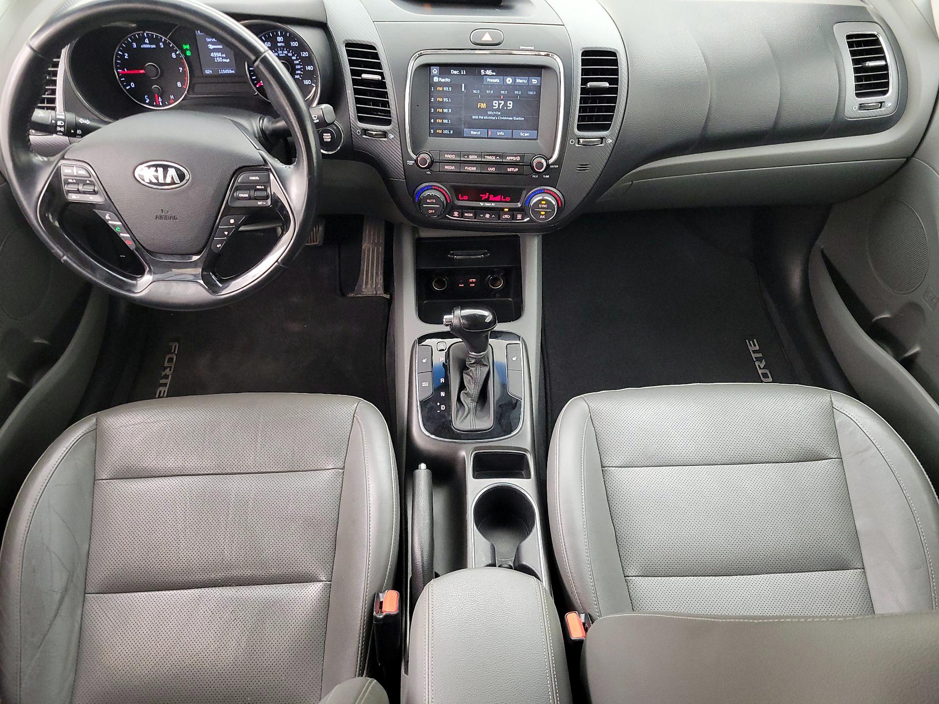 Thumbnail: 2017 Kia Forte - 8