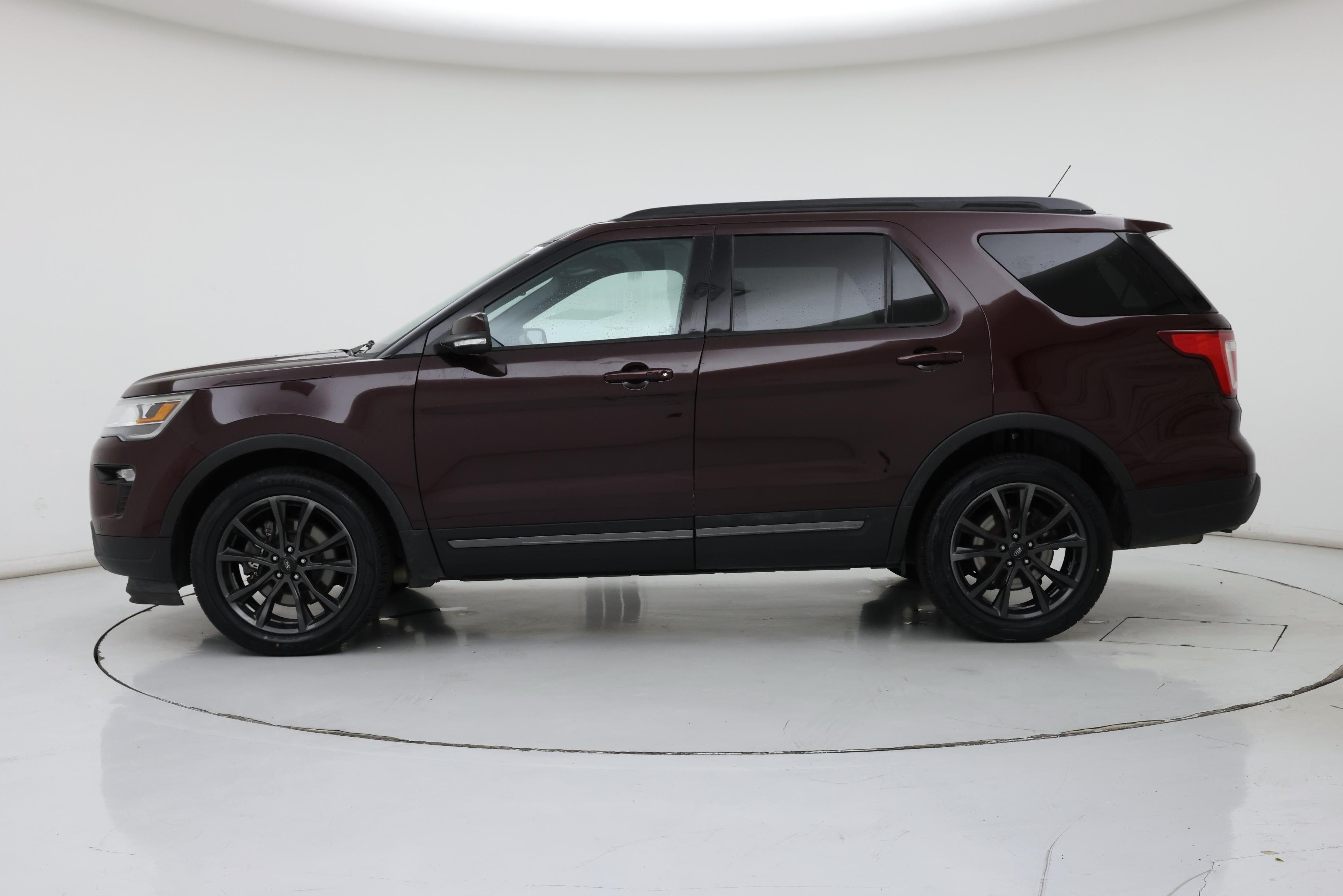 Thumbnail: 2018 Ford Explorer - 3