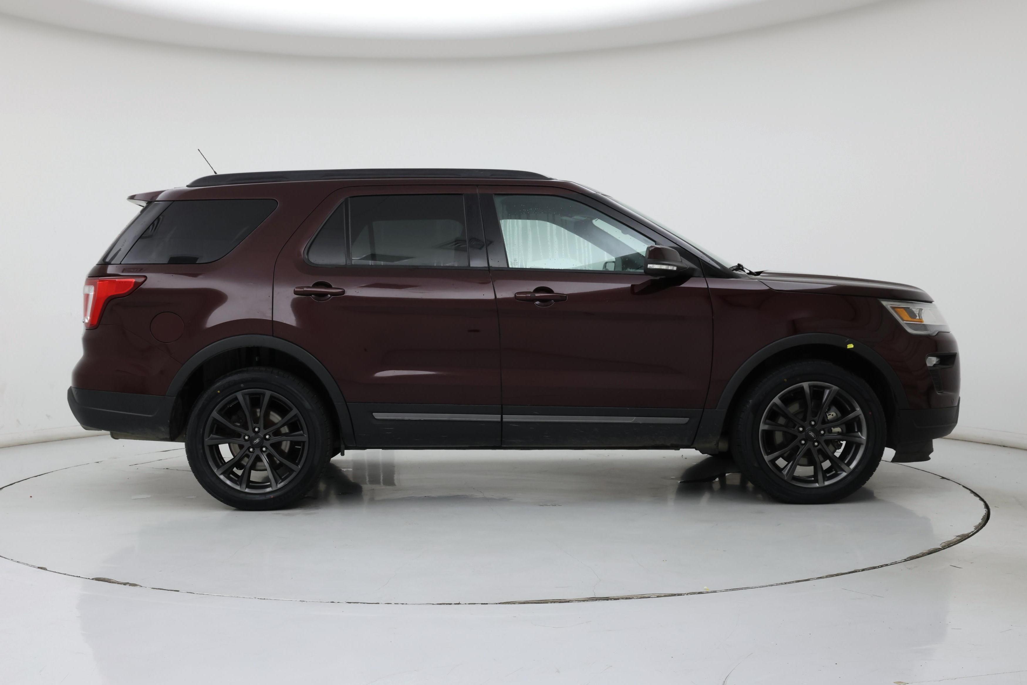 Thumbnail: 2018 Ford Explorer - 7
