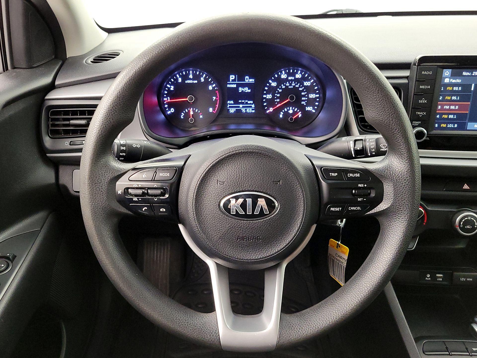 Thumbnail: 2019 Kia Rio - 10