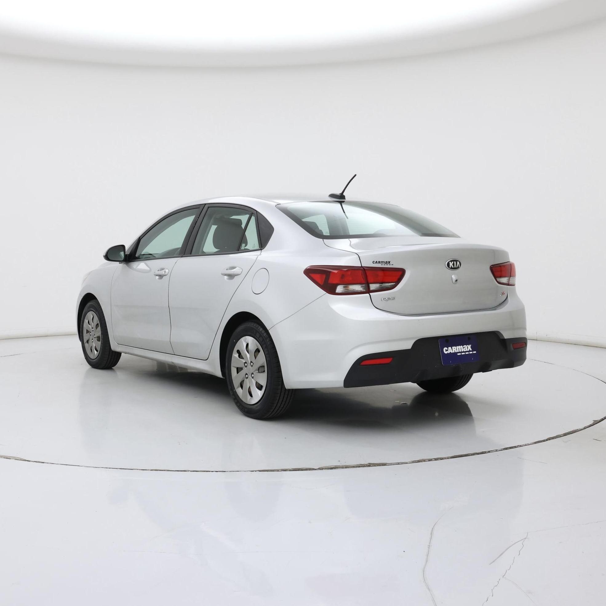 Thumbnail: 2019 Kia Rio - 2