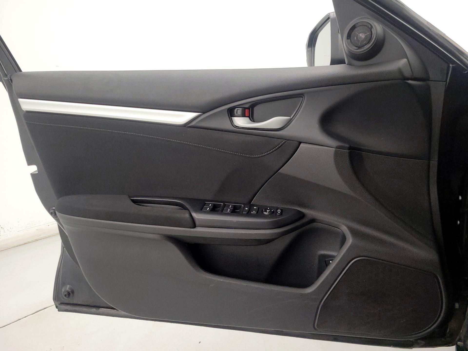 Thumbnail: 2020 Honda Civic - 12