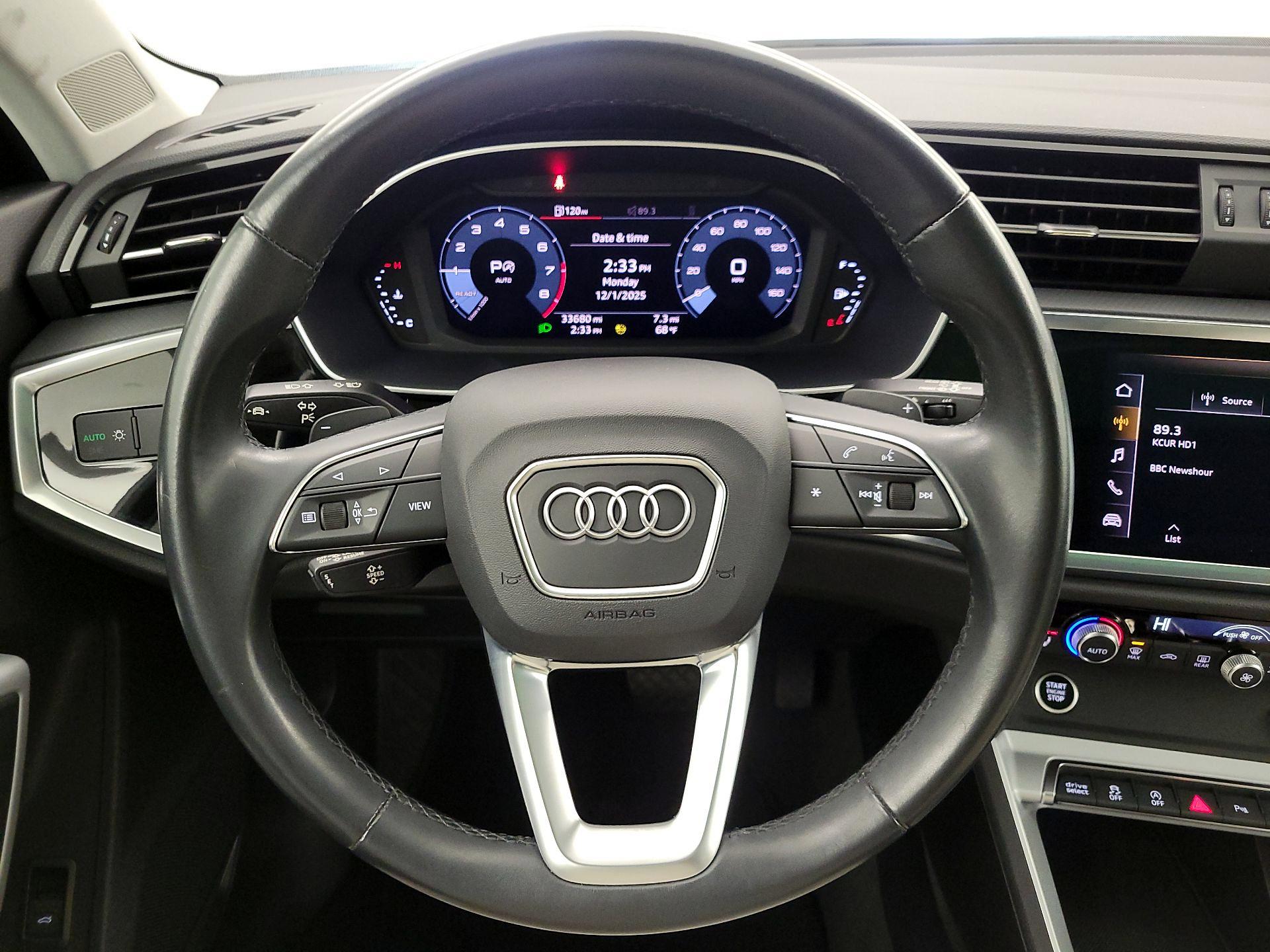 Thumbnail: 2021 Audi Q3 - 10